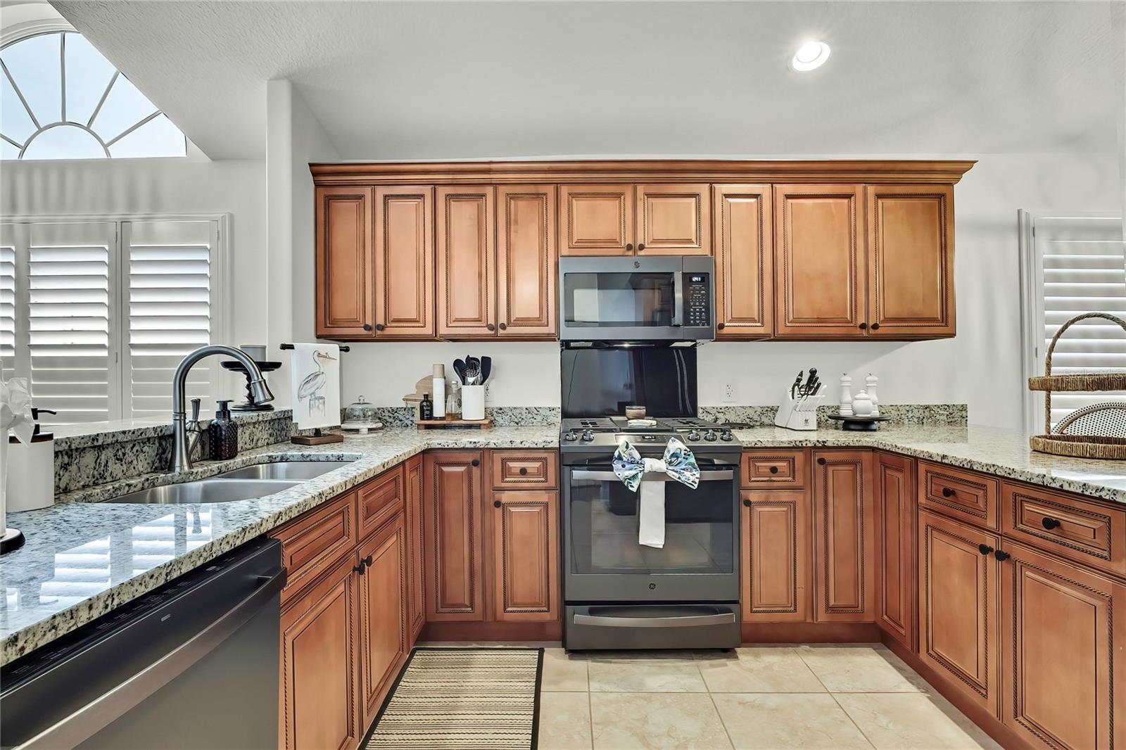 RIVER COVE LNDGS III - Residential
