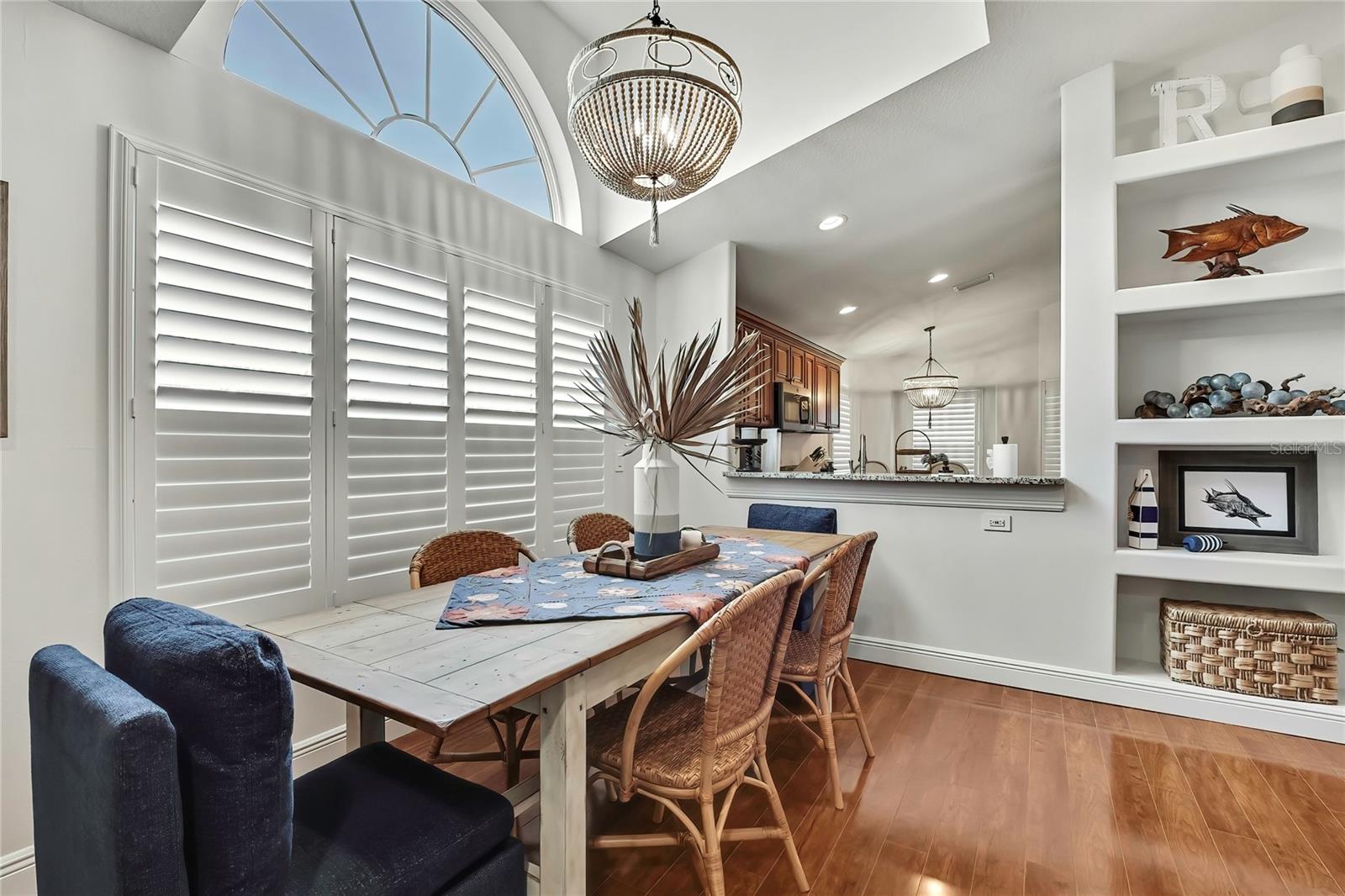 RIVER COVE LNDGS III - Residential