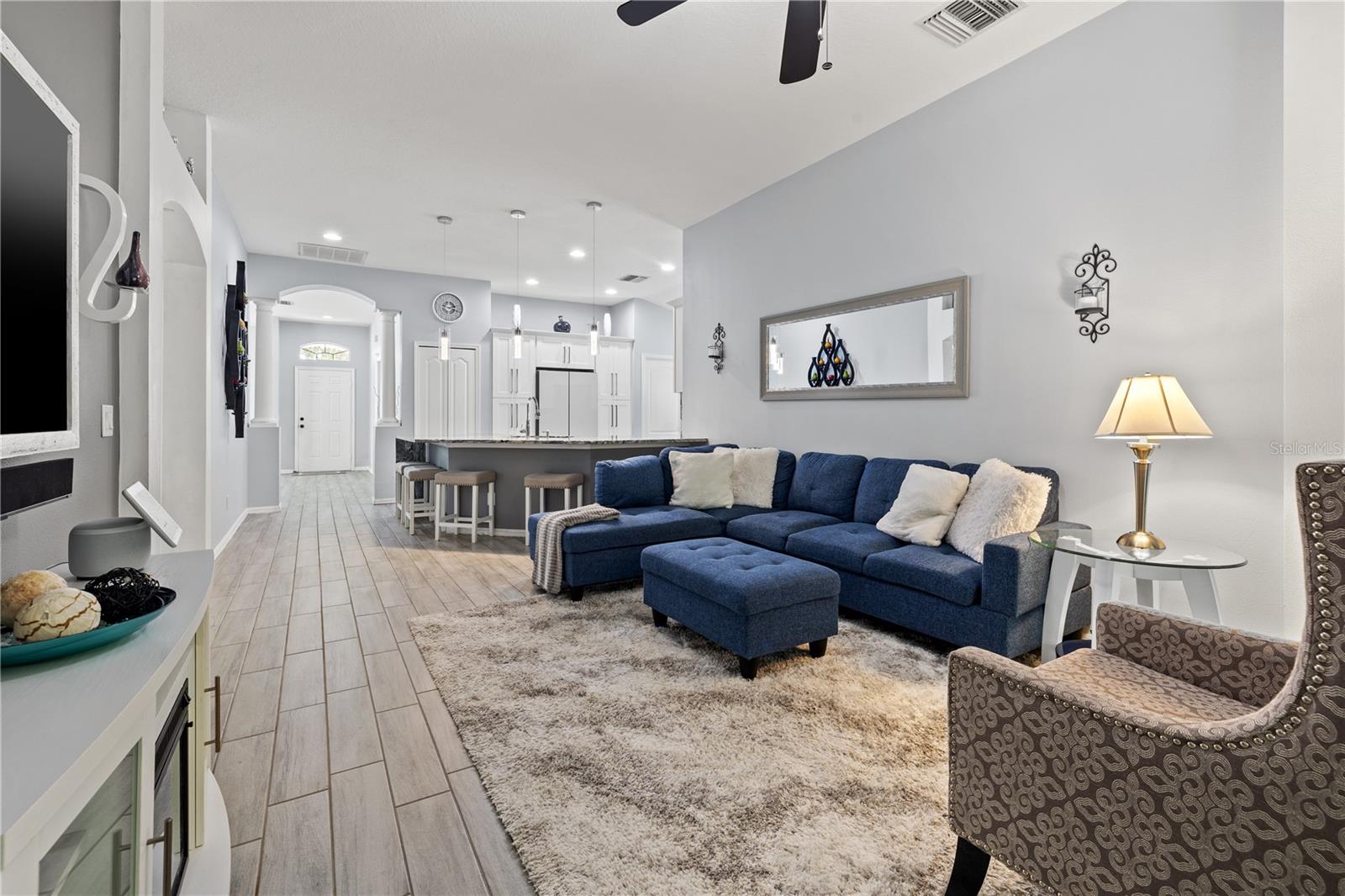 SEVEN OAKS - Residential