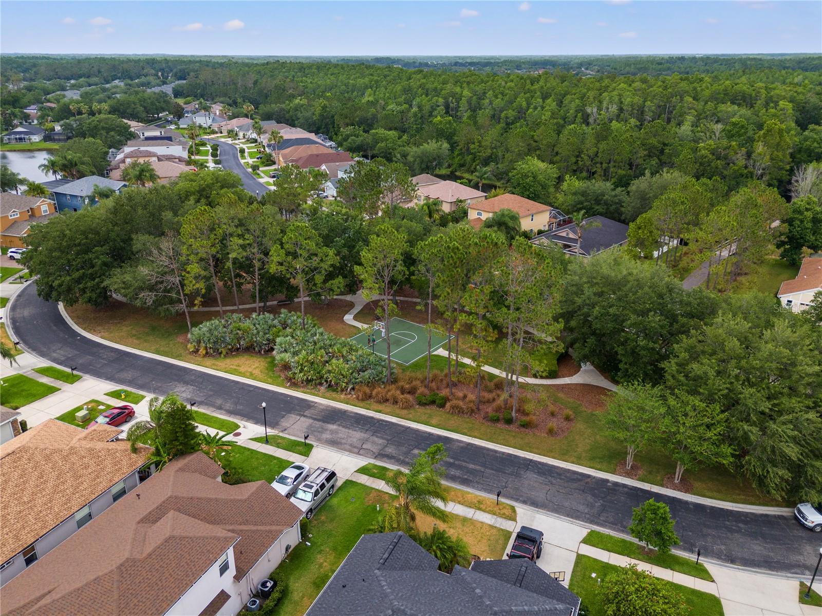 SEVEN OAKS - Residential