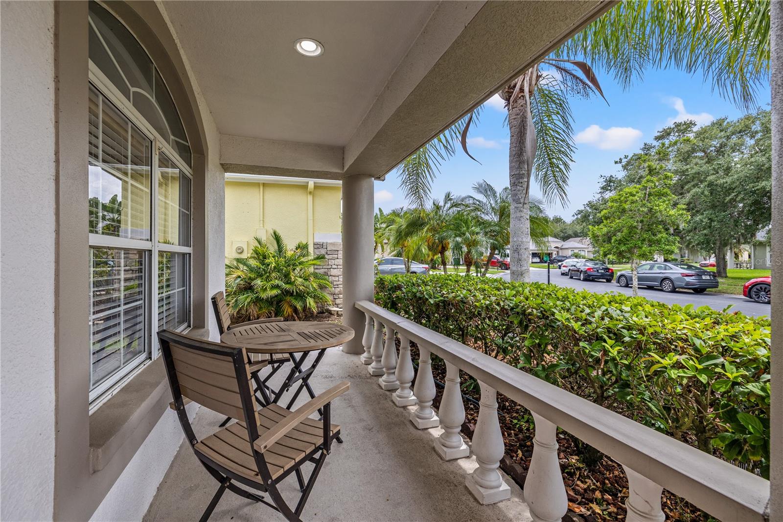 SEVEN OAKS - Residential