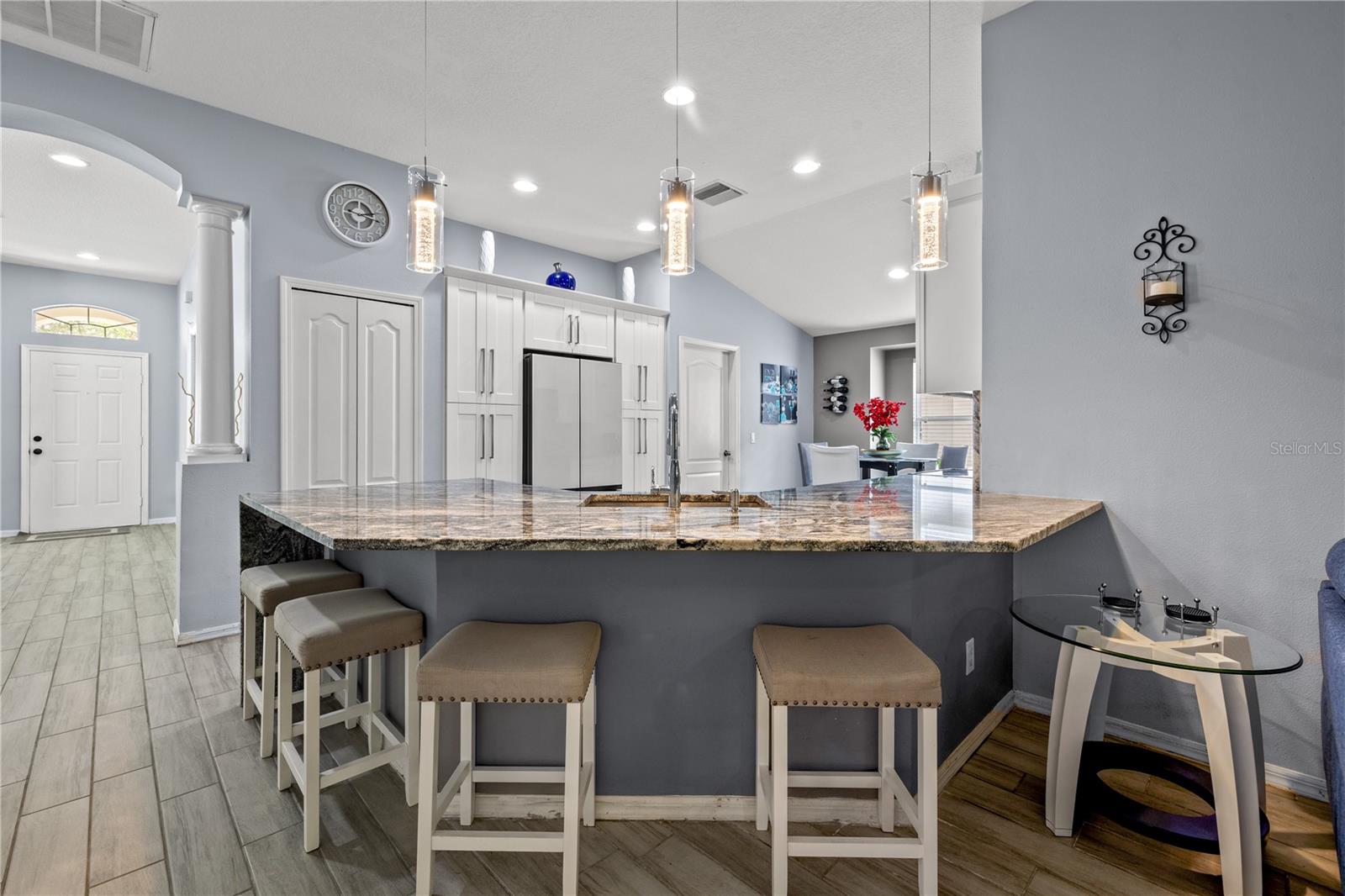 SEVEN OAKS - Residential