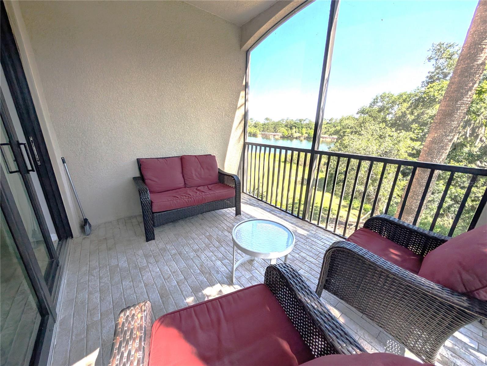 LAKEWOOD NATIONAL - Residential