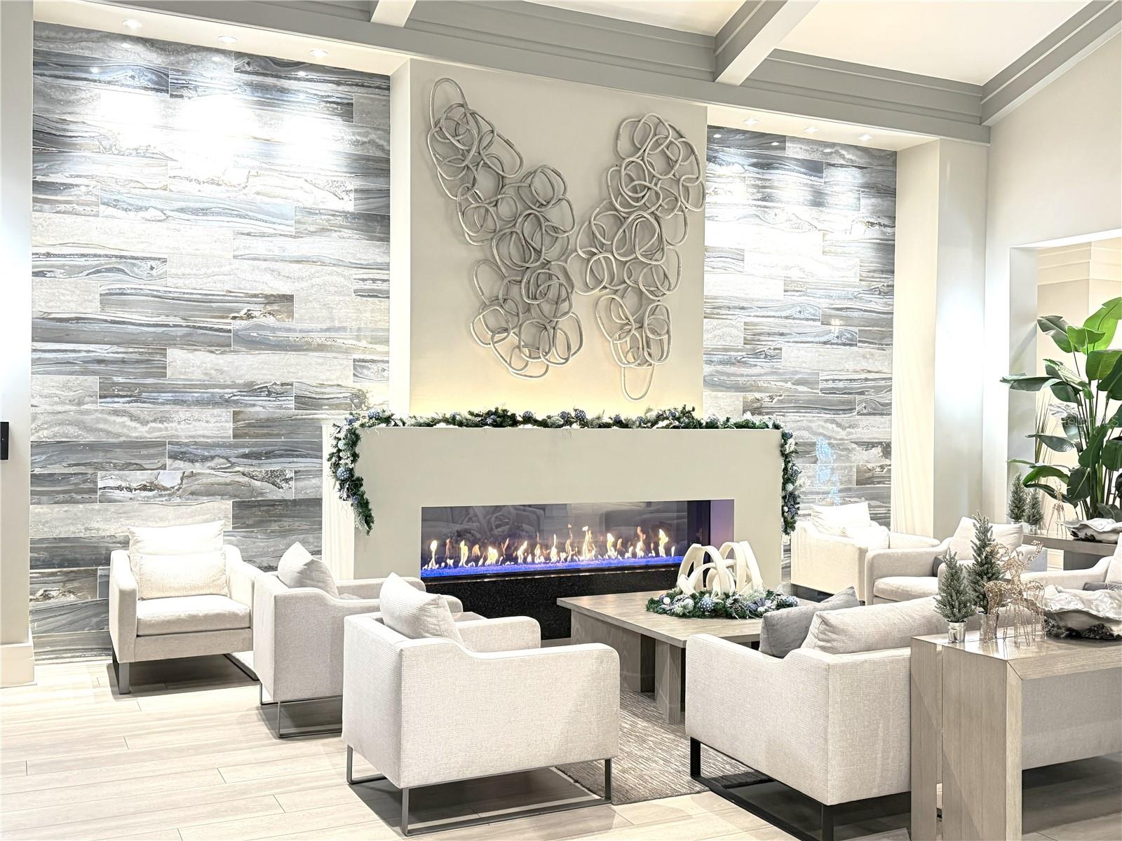 LAKEWOOD NATIONAL - Residential