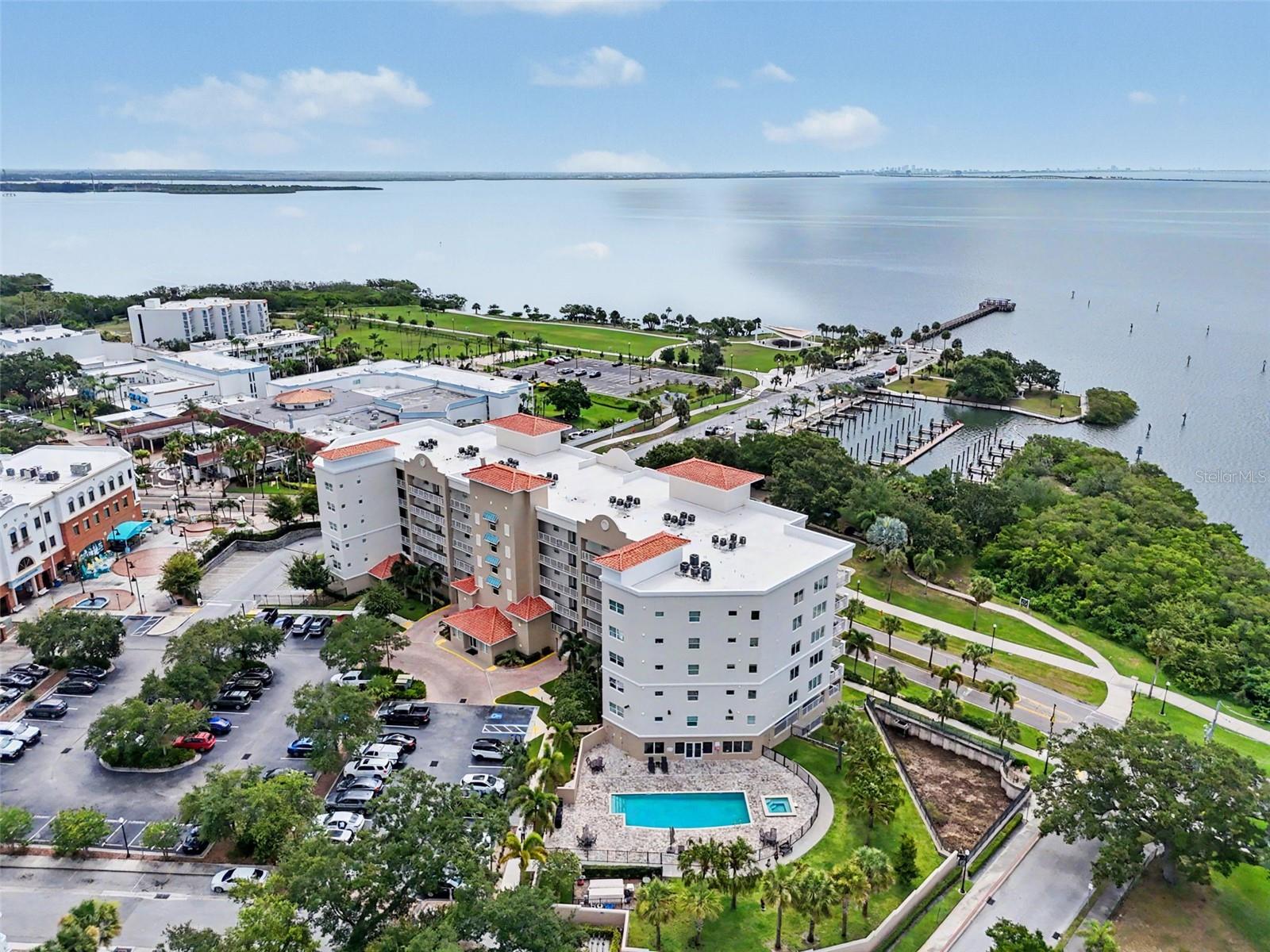HARBOR PLACE AT SAFETY HARBOR CONDO - Residential