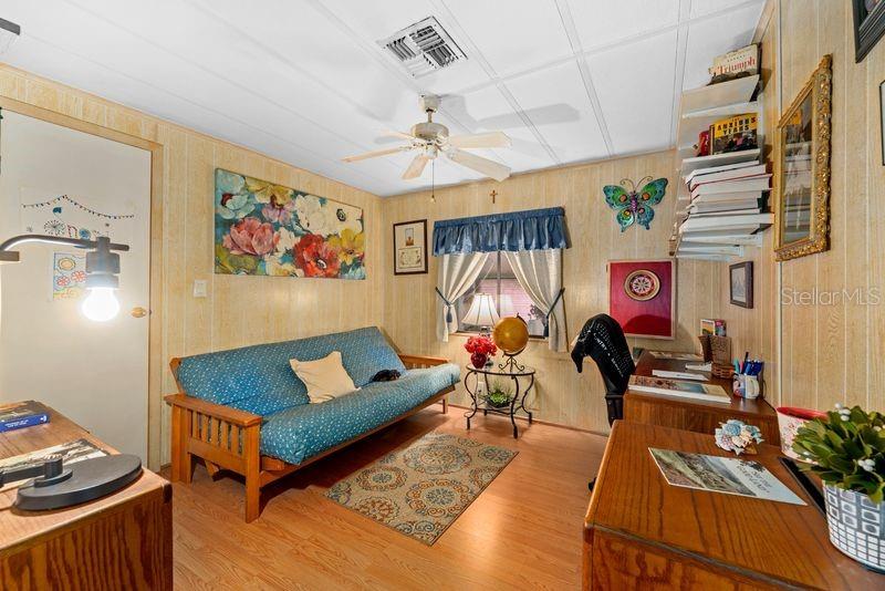 SHELDON WEST MH COMMUNITY - Residential