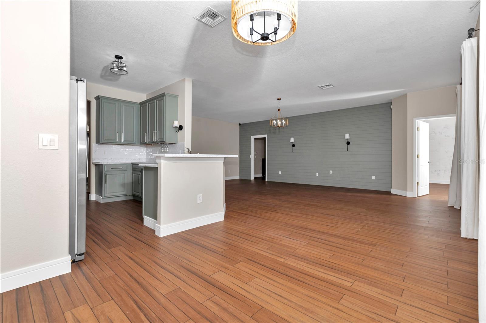RAVEN GLEN - Residential