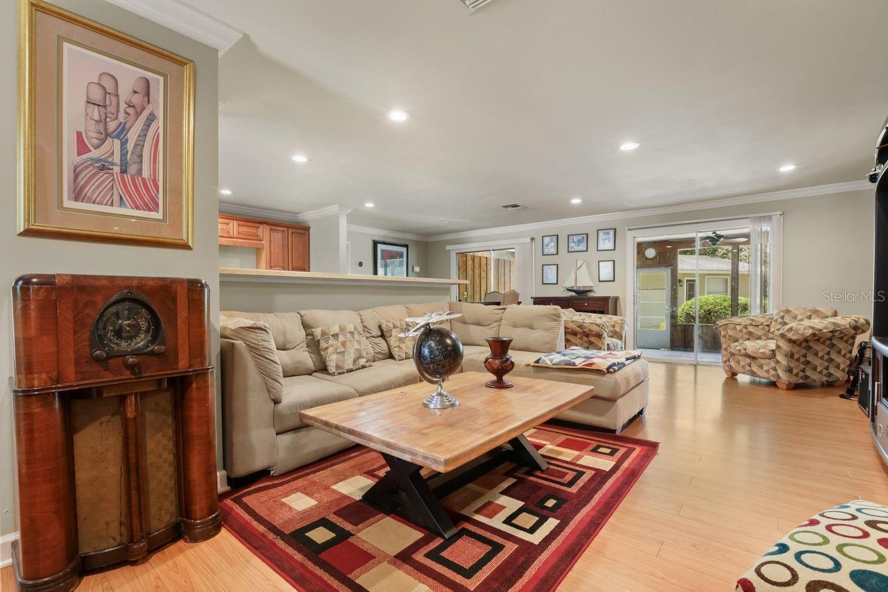 SWEETWATER OAKS SEC 03 - Residential
