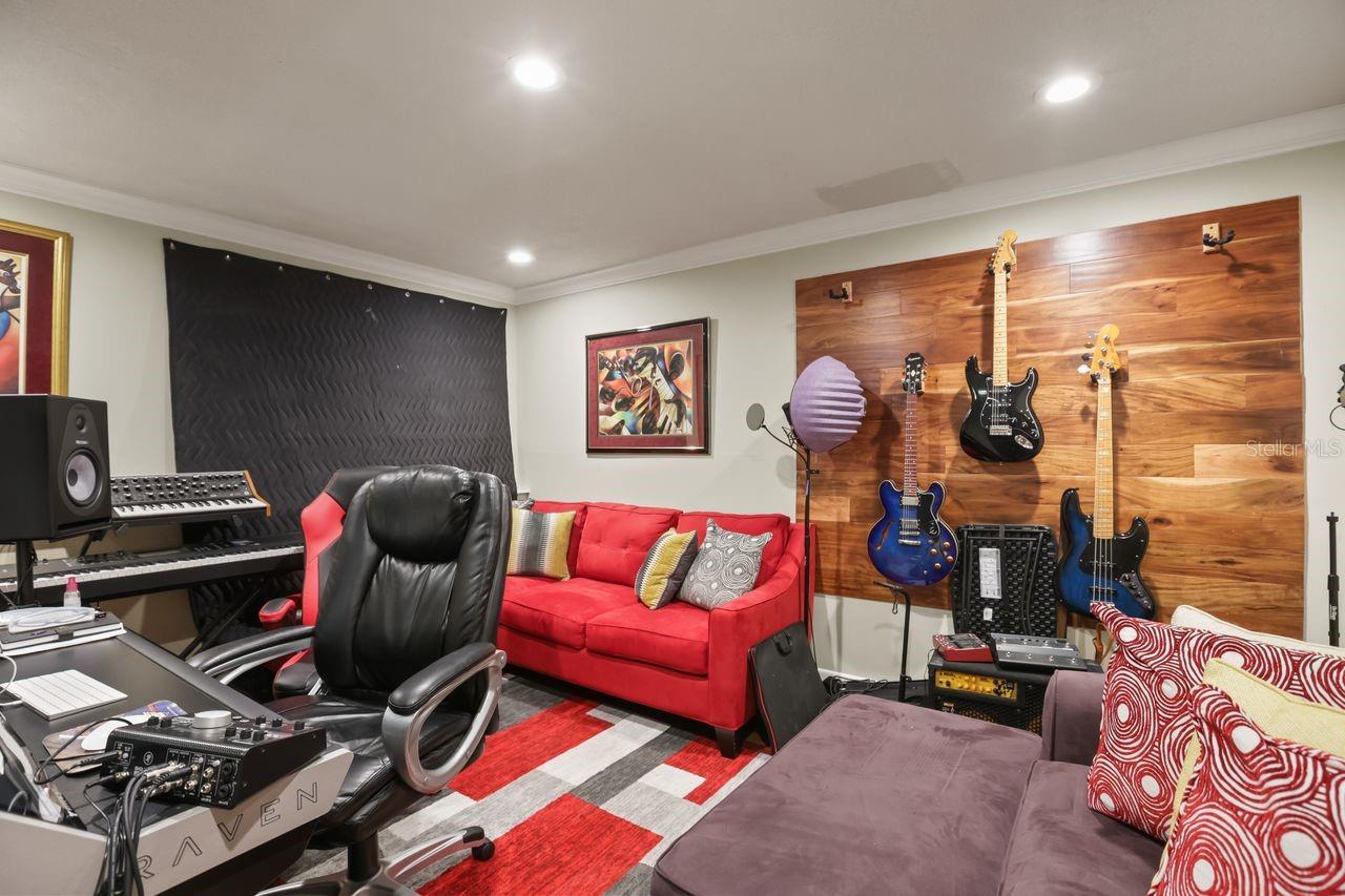 SWEETWATER OAKS SEC 03 - Residential