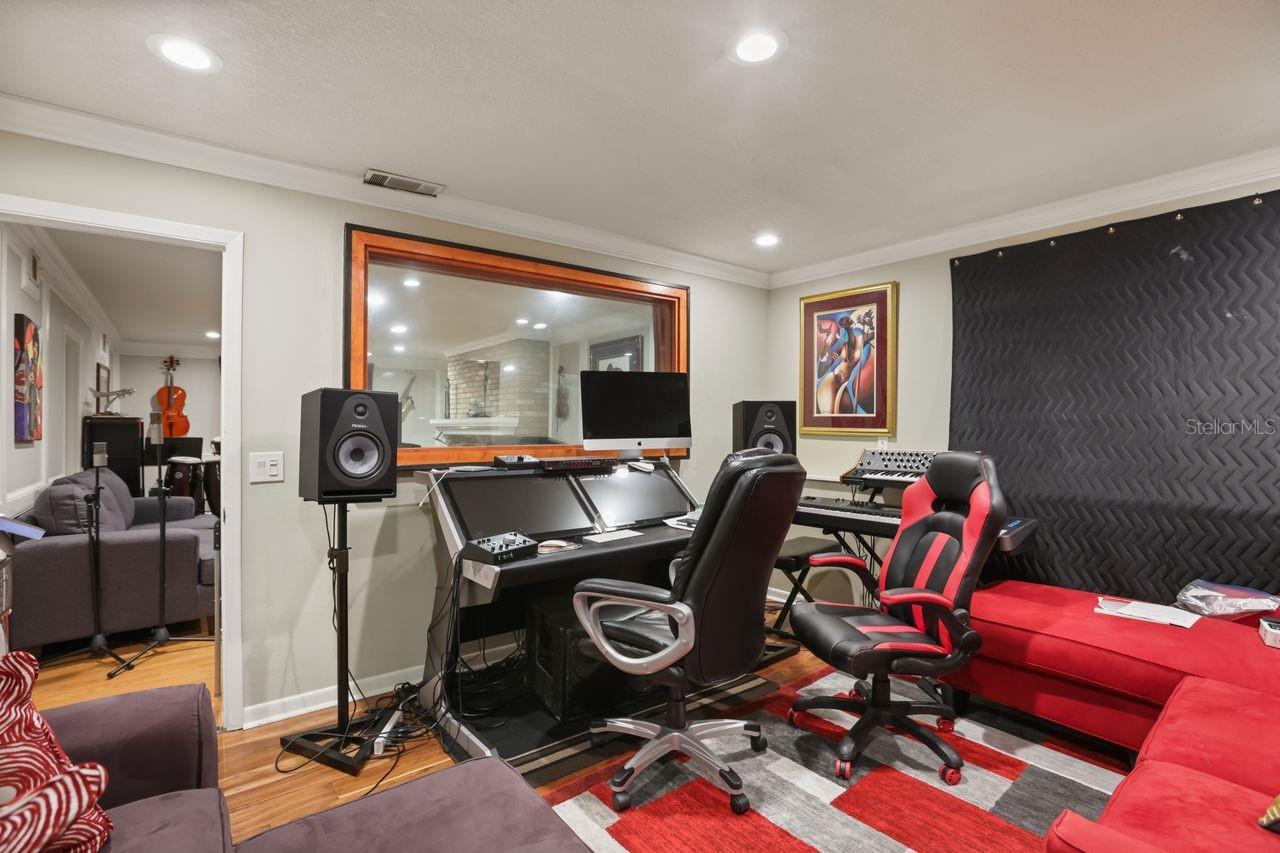 SWEETWATER OAKS SEC 03 - Residential