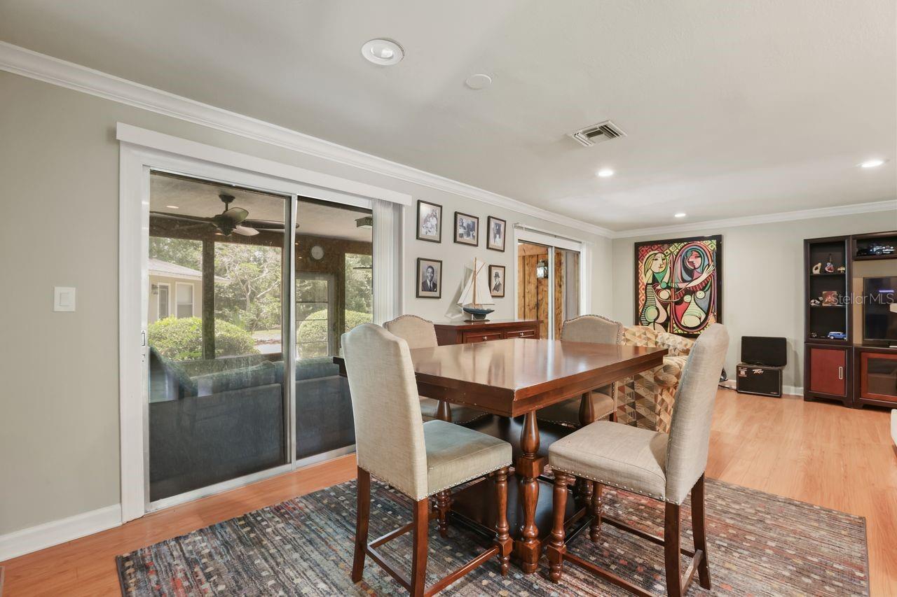 SWEETWATER OAKS SEC 03 - Residential