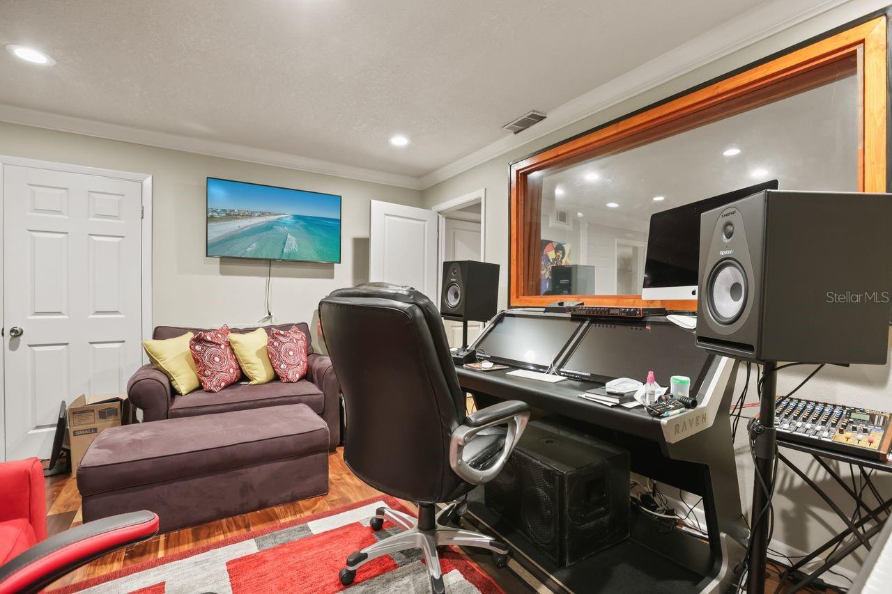SWEETWATER OAKS SEC 03 - Residential