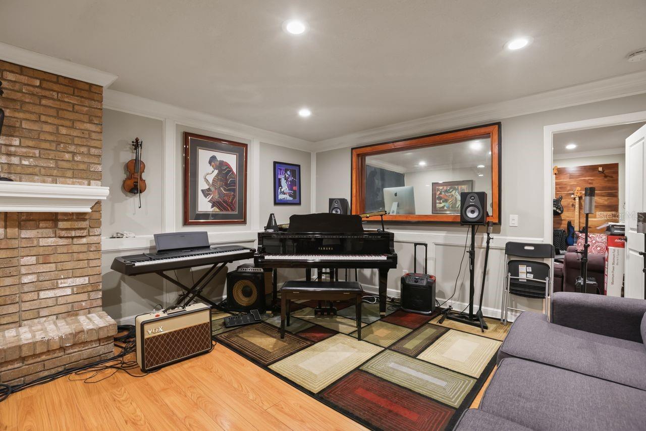SWEETWATER OAKS SEC 03 - Residential