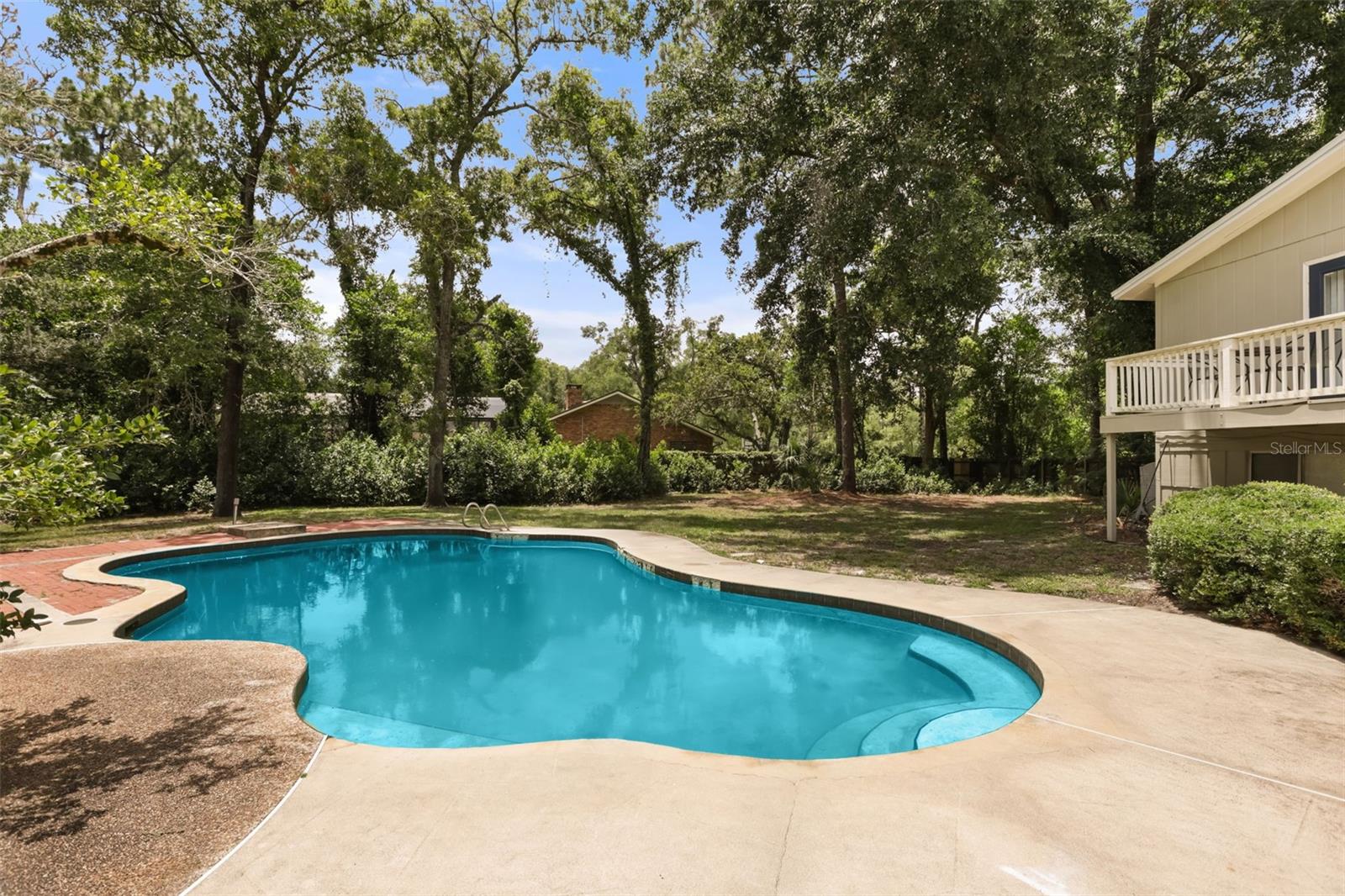 SWEETWATER OAKS SEC 03 - Residential
