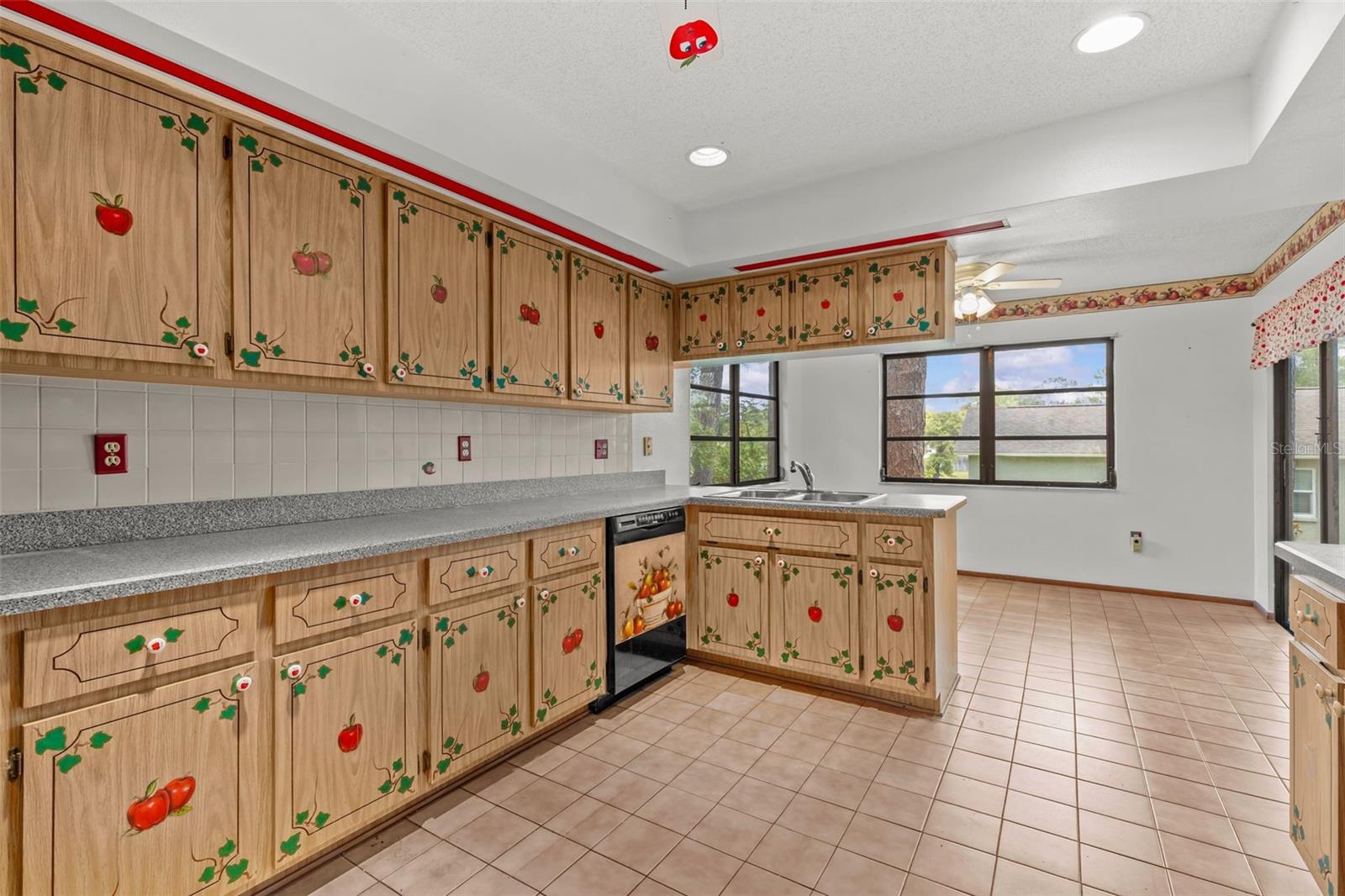 OAKLEAF VILLAGE - Residential