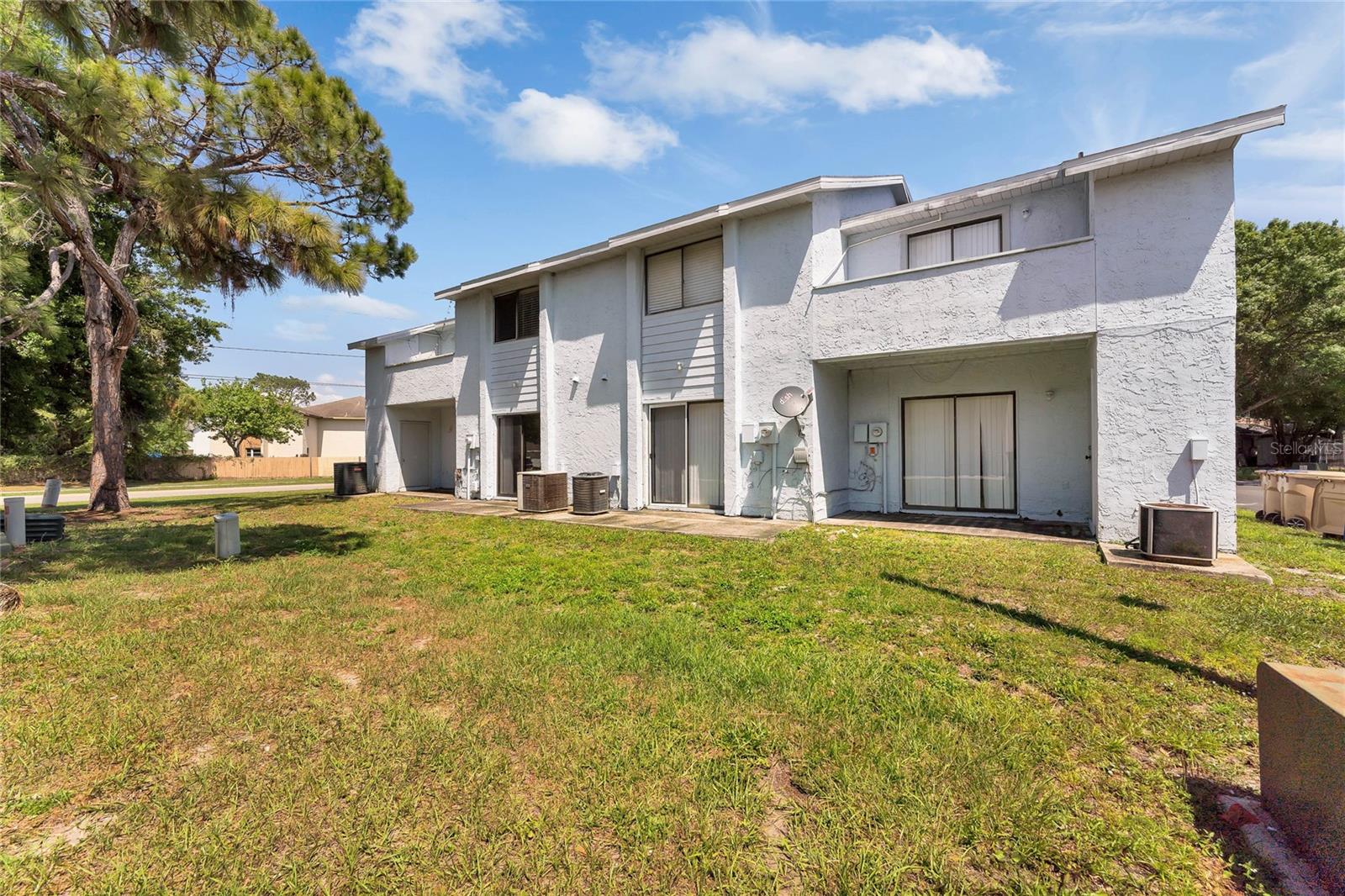 BUENAVENTURA LAKES UNIT 01 - Residential Lease