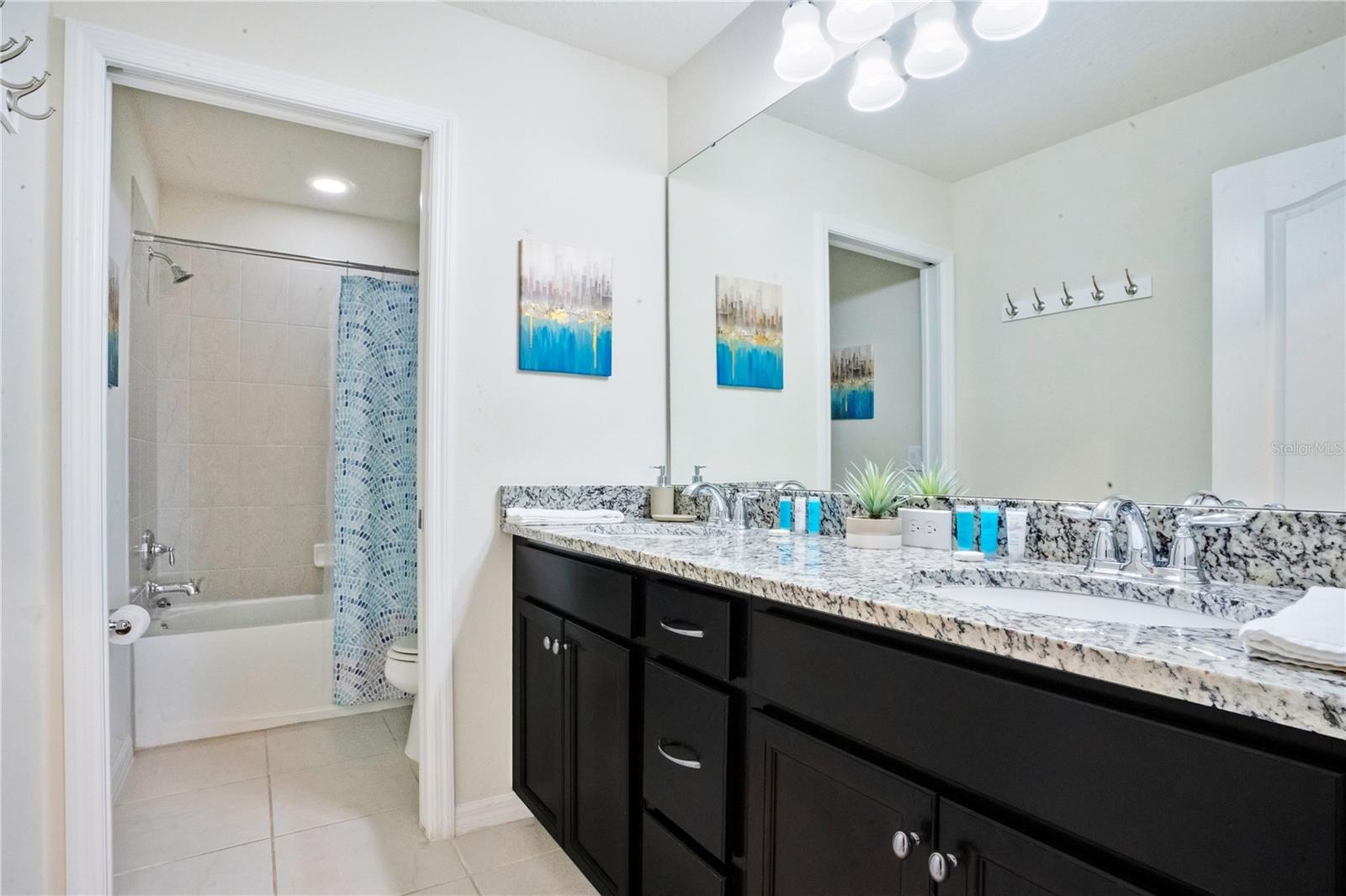 WINDSOR AT WESTSIDE PH 3 - Residential