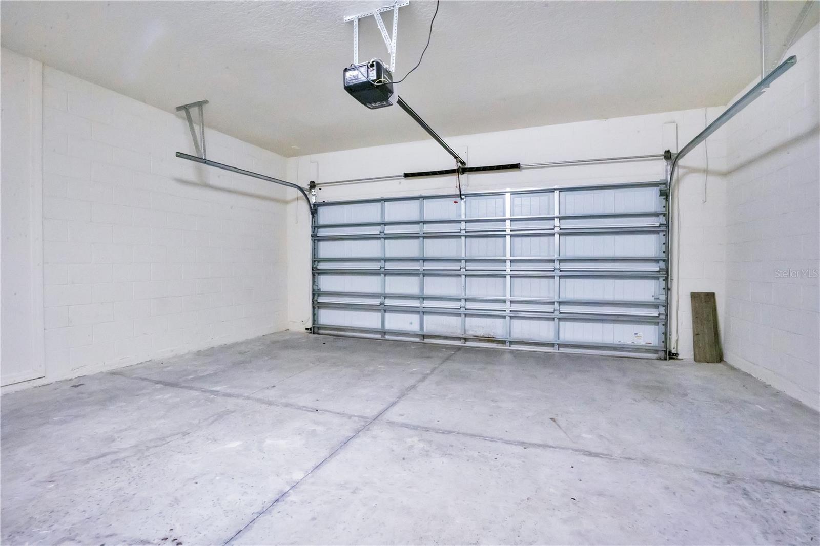 WINDSOR AT WESTSIDE PH 3 - Residential