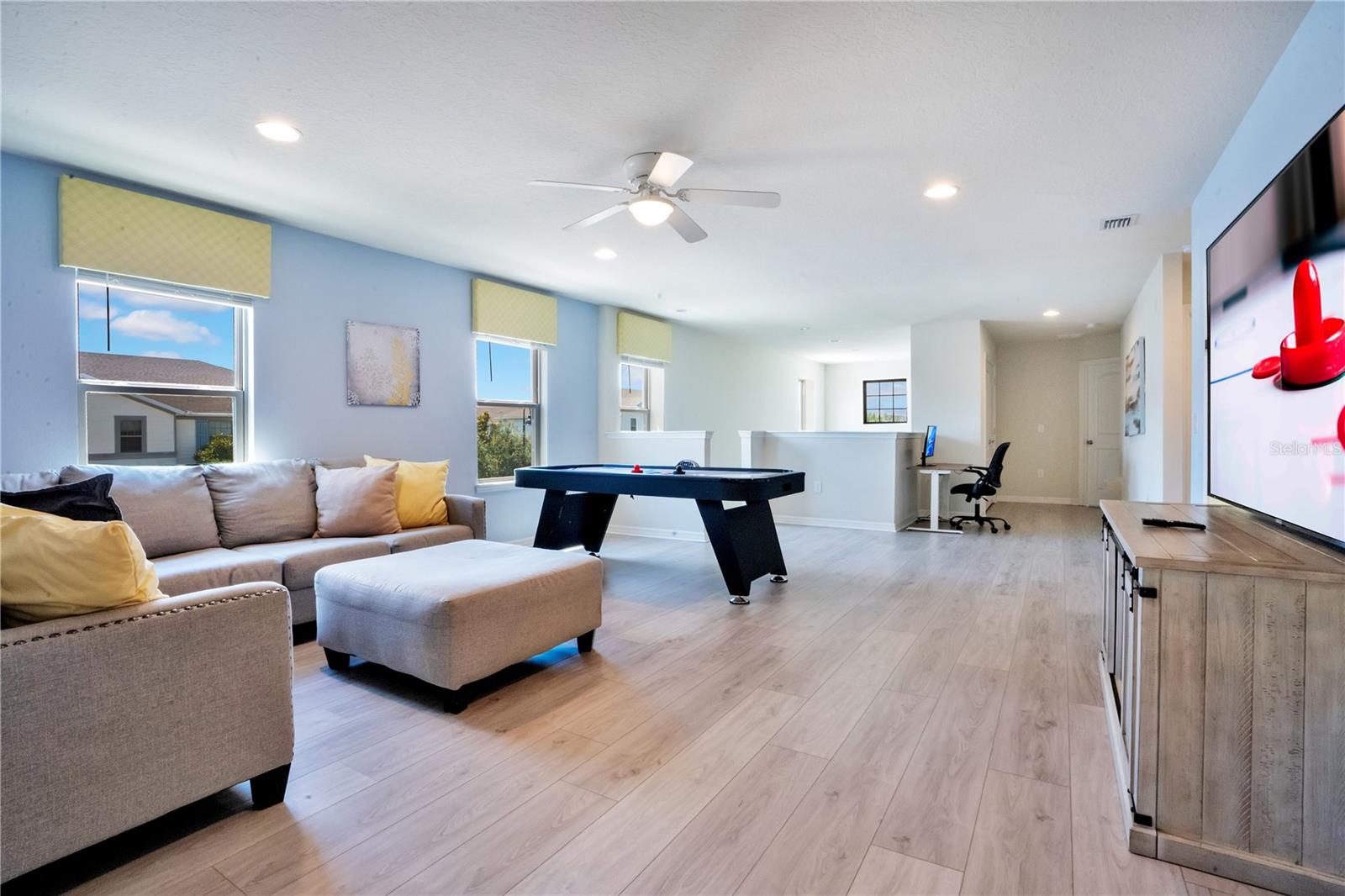 WINDSOR AT WESTSIDE PH 3 - Residential