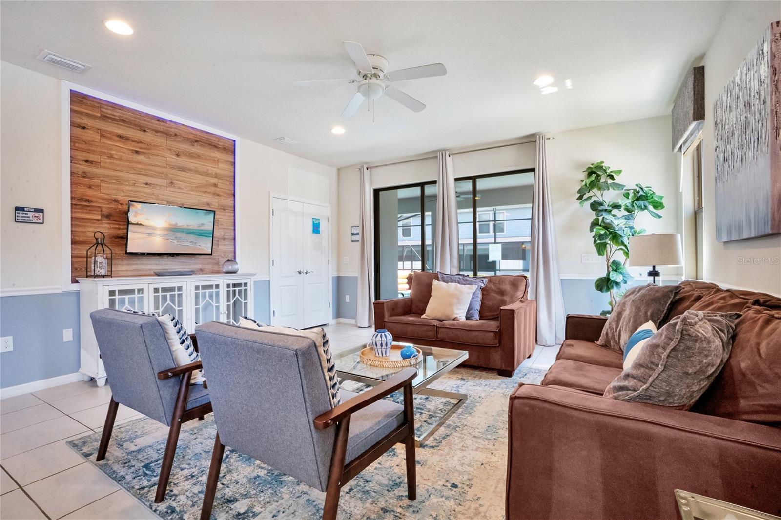 WINDSOR AT WESTSIDE PH 3 - Residential