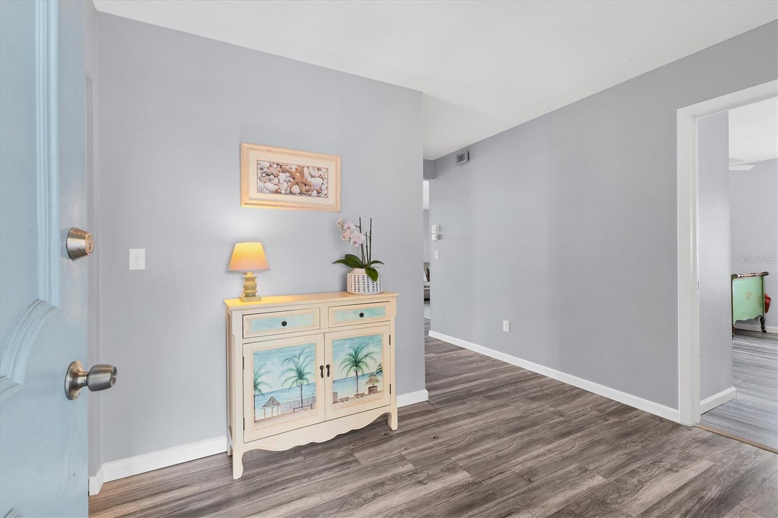 VILLAGE GREEN OF BRADENTON SEC 8 - Residential