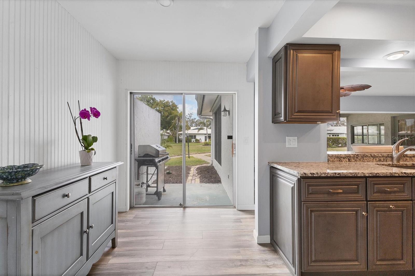 VILLAGE GREEN OF BRADENTON SEC 8 - Residential