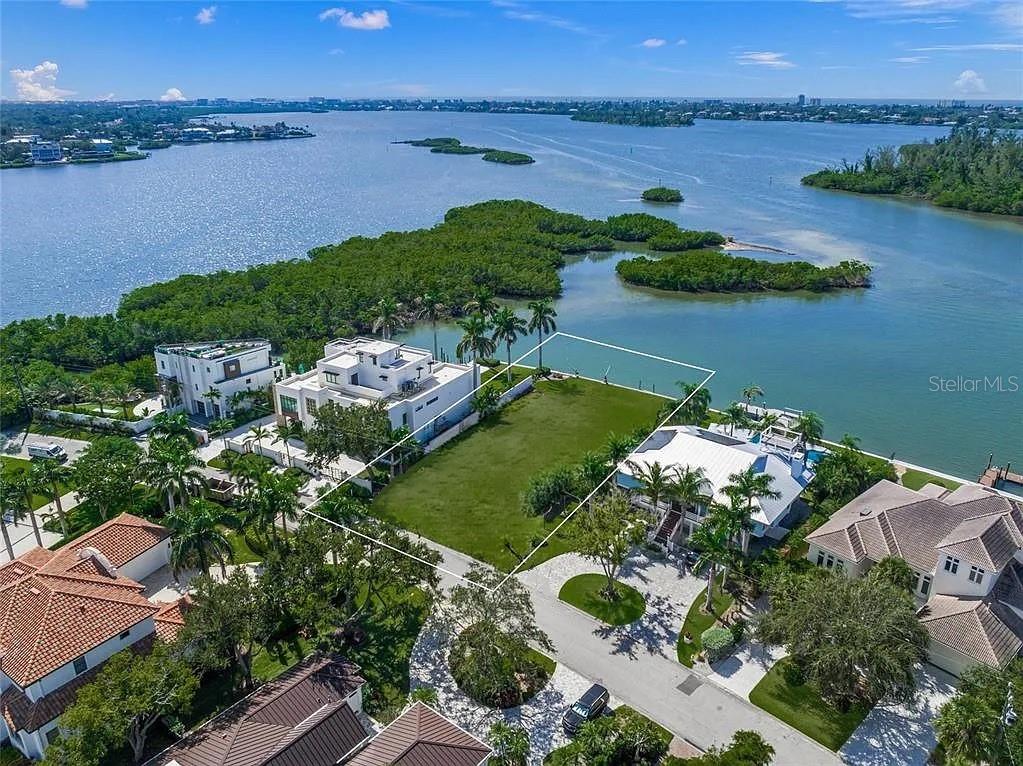 SAN REMO ESTATES - Residential