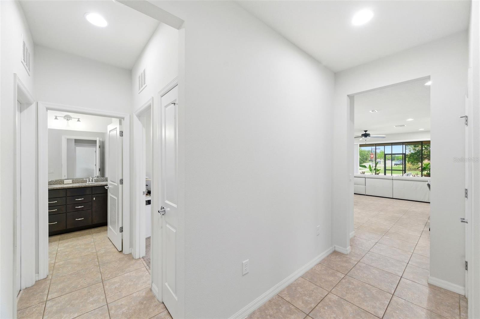 FIISHHAWK RANCH WEST PH 2A/ - Residential Lease