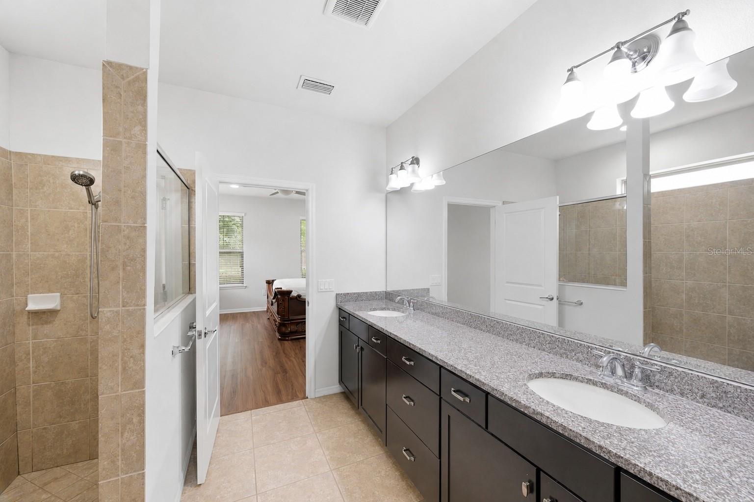 FIISHHAWK RANCH WEST PH 2A/ - Residential Lease