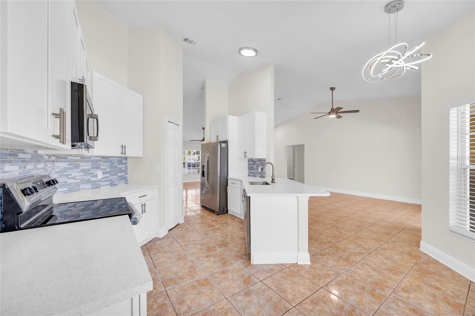 OAK ISLAND HARBOR AT FORMOSA GARDENS - Residential