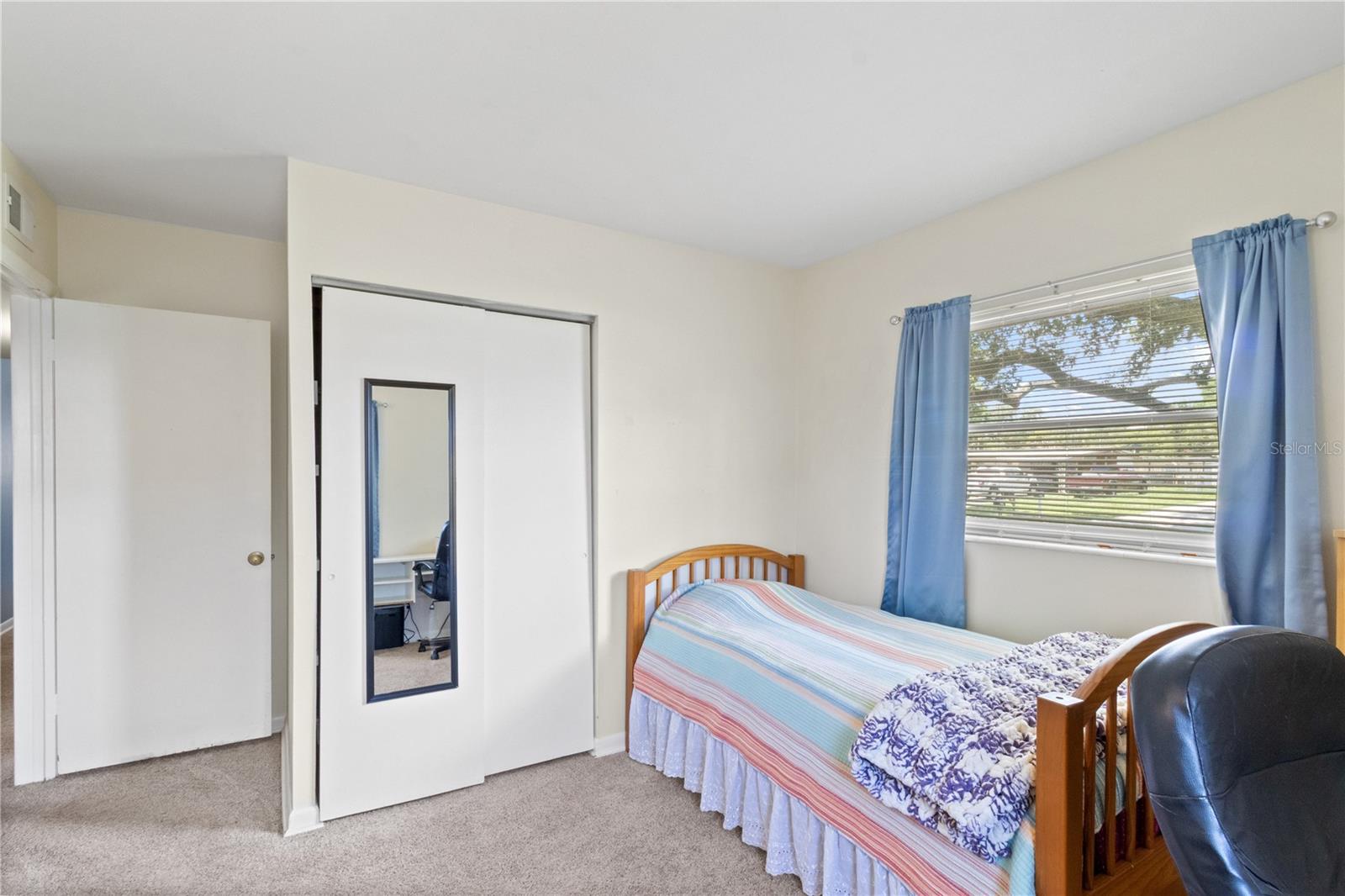 EDGEWOOD PARK - Residential