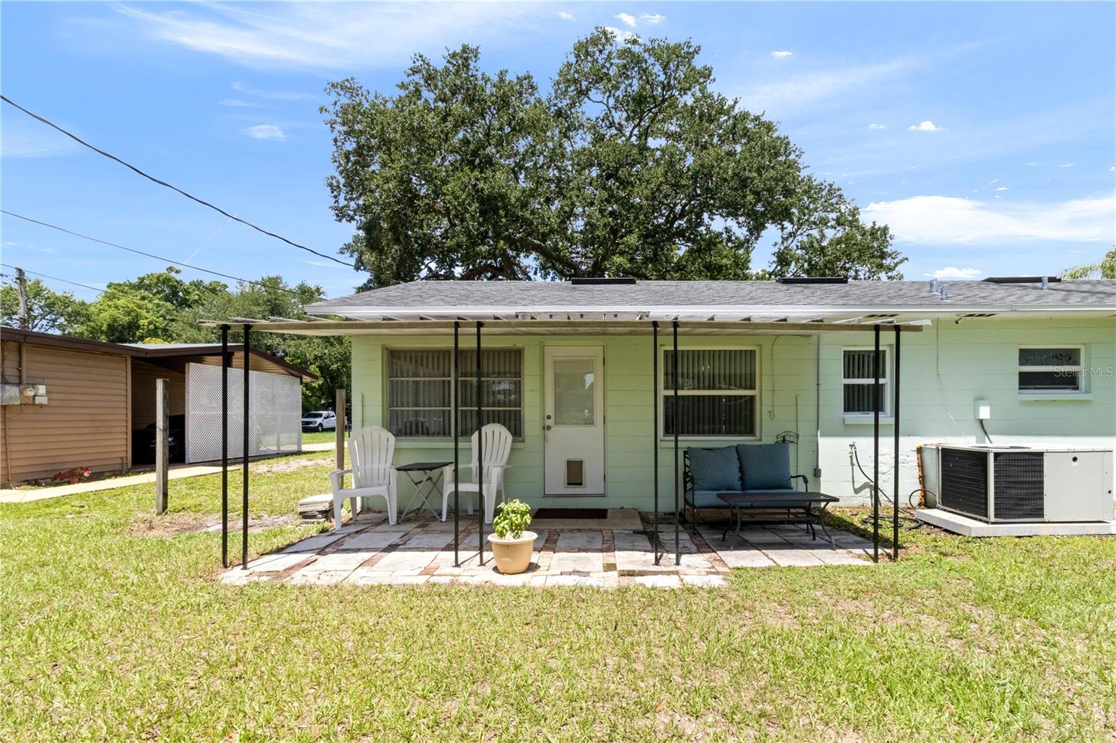 EDGEWOOD PARK - Residential