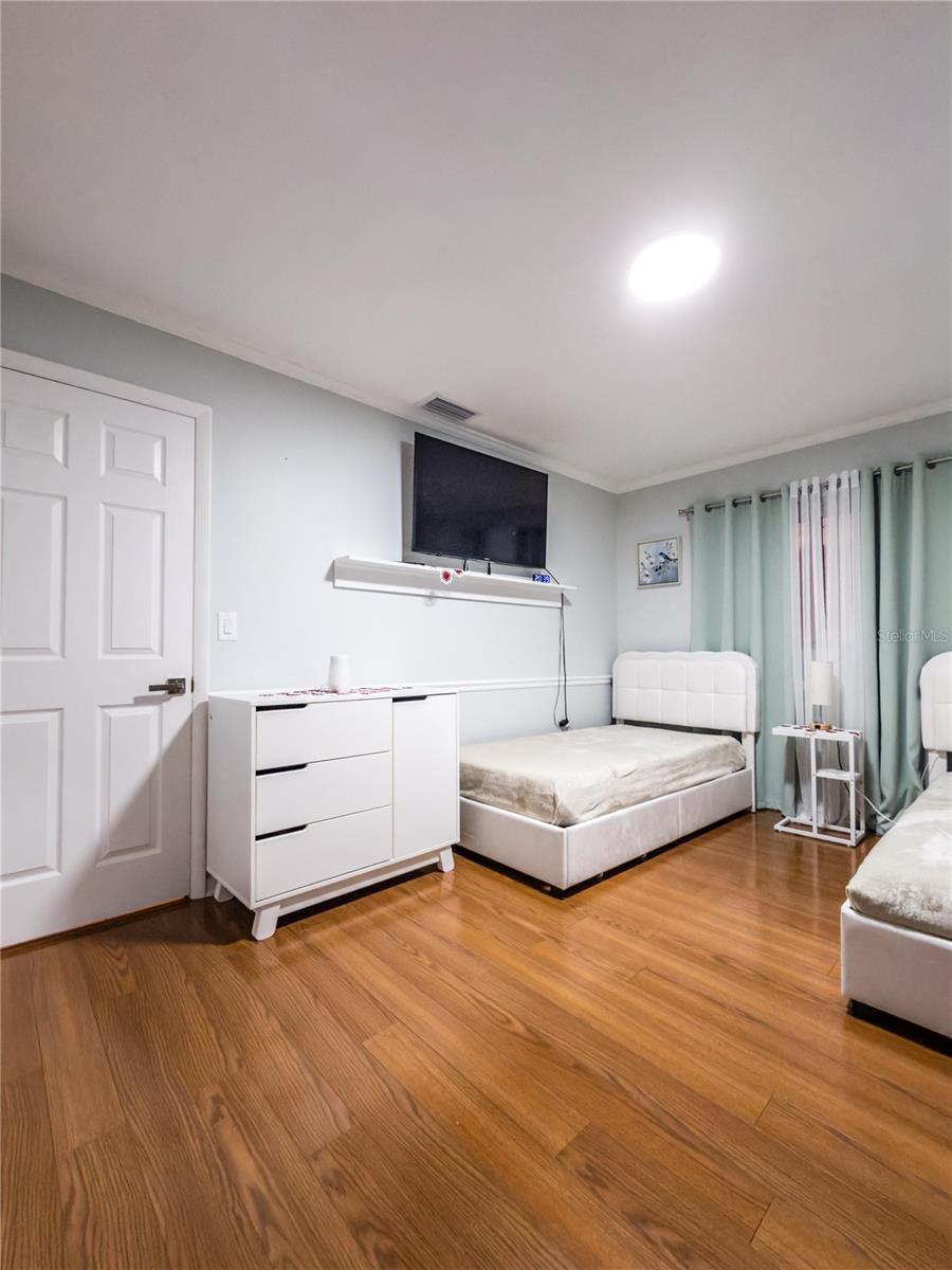 KEENE LAKE MANOR - Residential