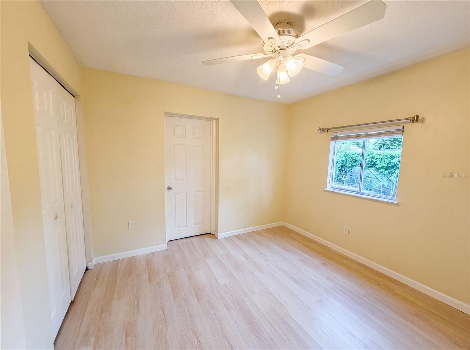 ILESDALE MANOR - Residential