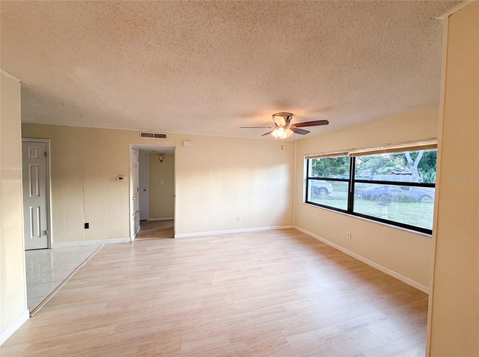 ILESDALE MANOR - Residential