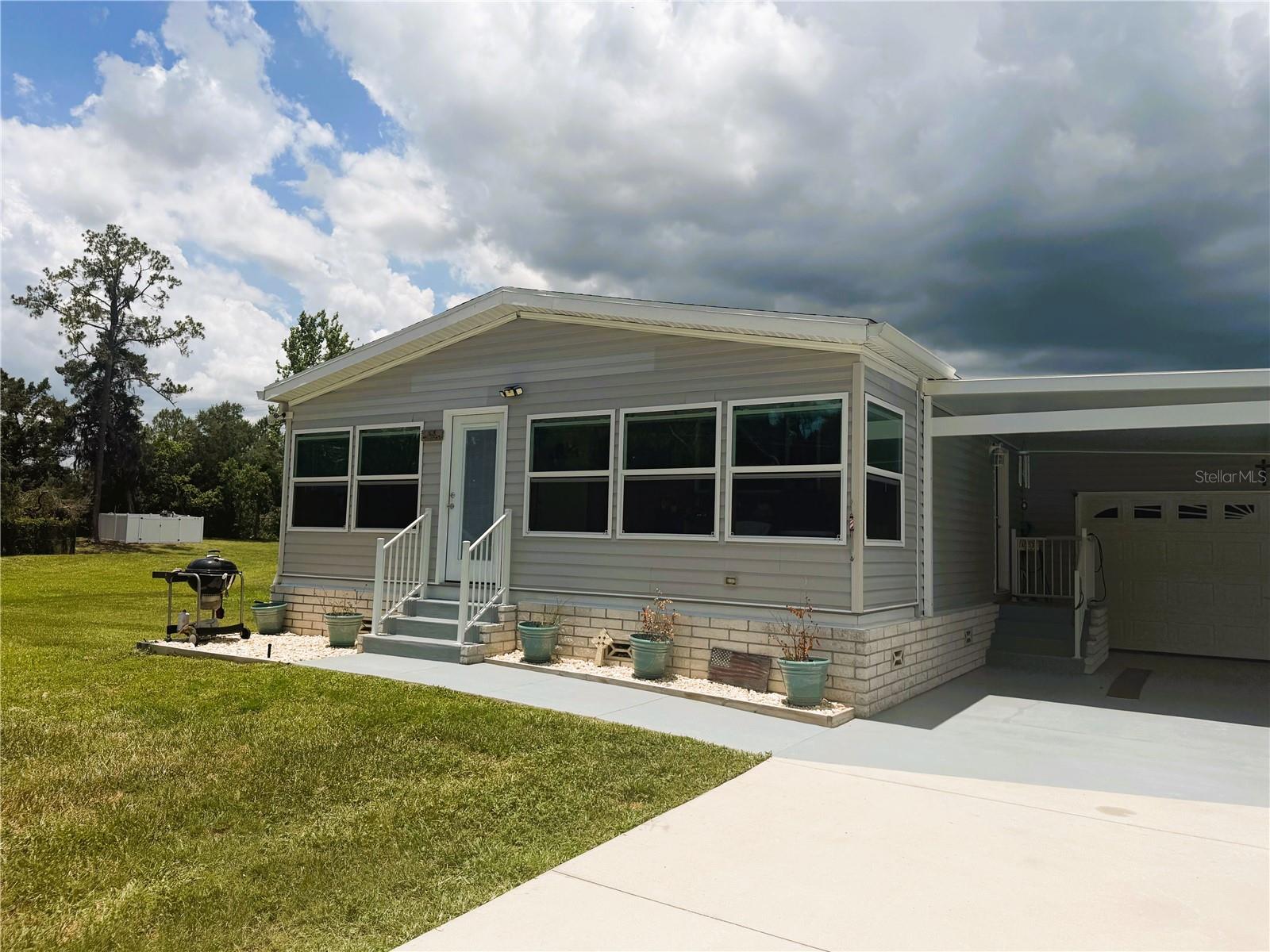 SAGO PALM AT HAWTHORNE A COOPERATIVE - Residential