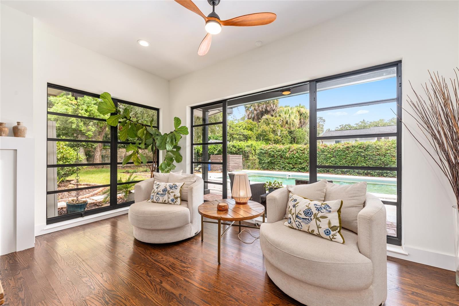 OAKLEIGH PARK - Residential