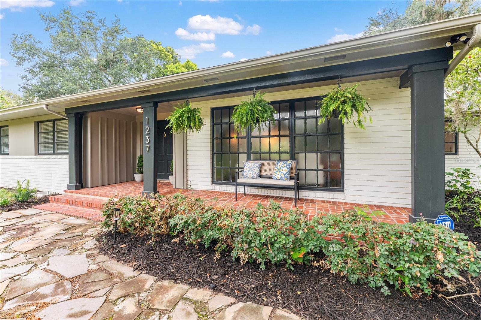 OAKLEIGH PARK - Residential