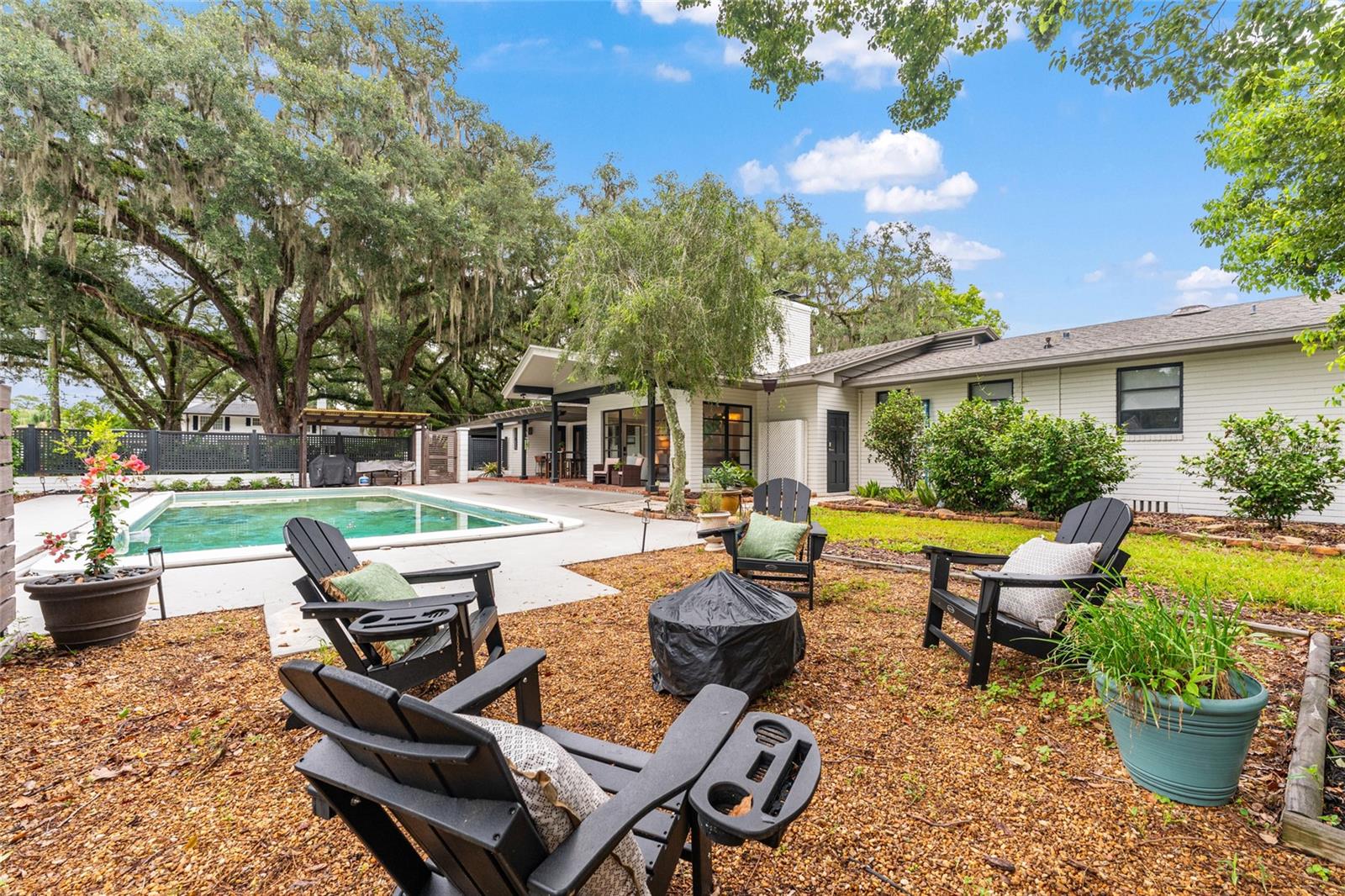 OAKLEIGH PARK - Residential