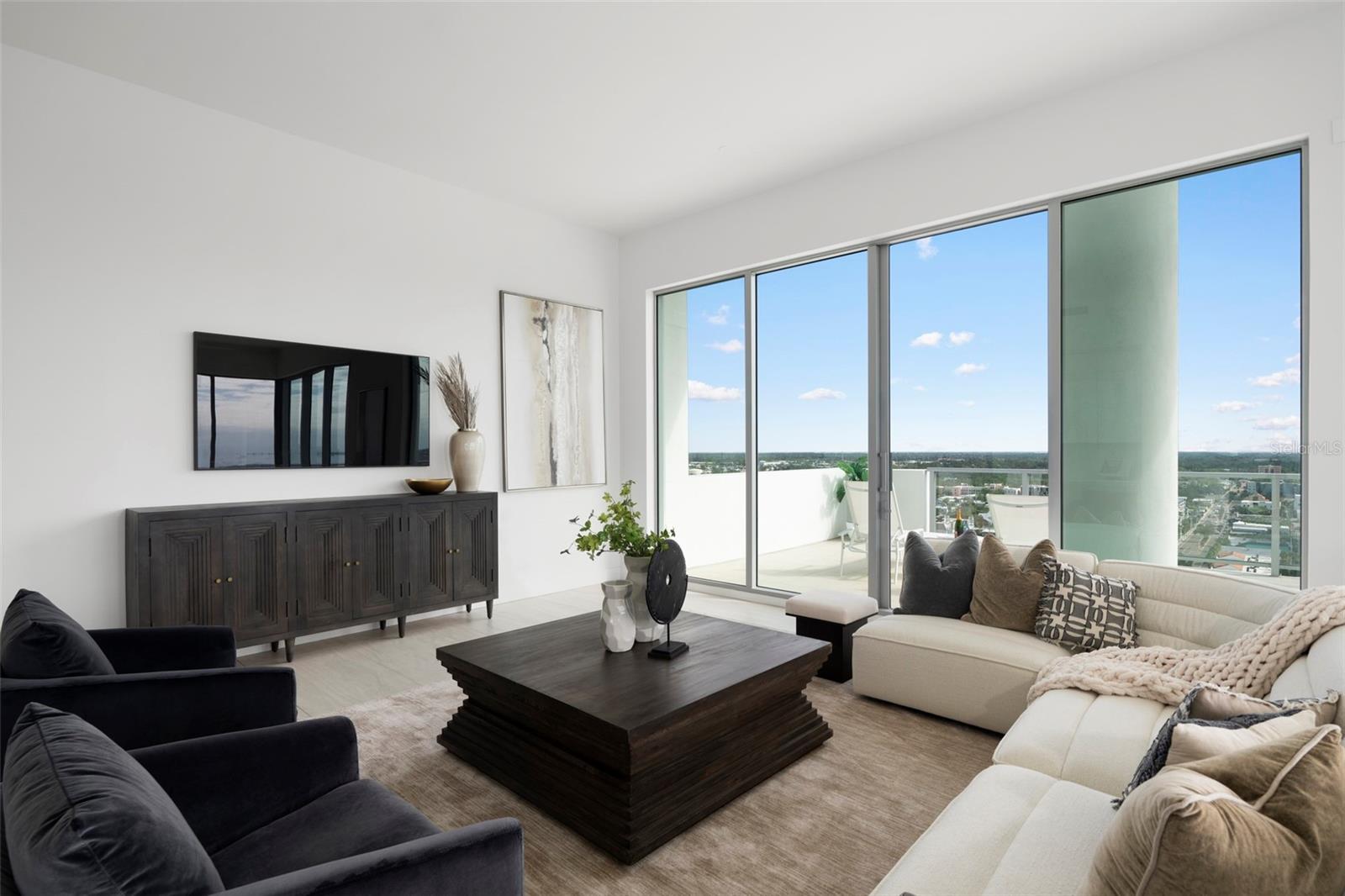 BAYSO SARASOTA - Residential