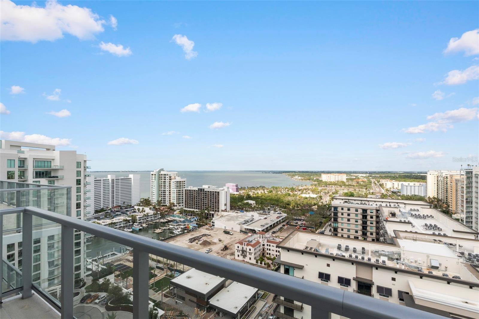BAYSO SARASOTA - Residential
