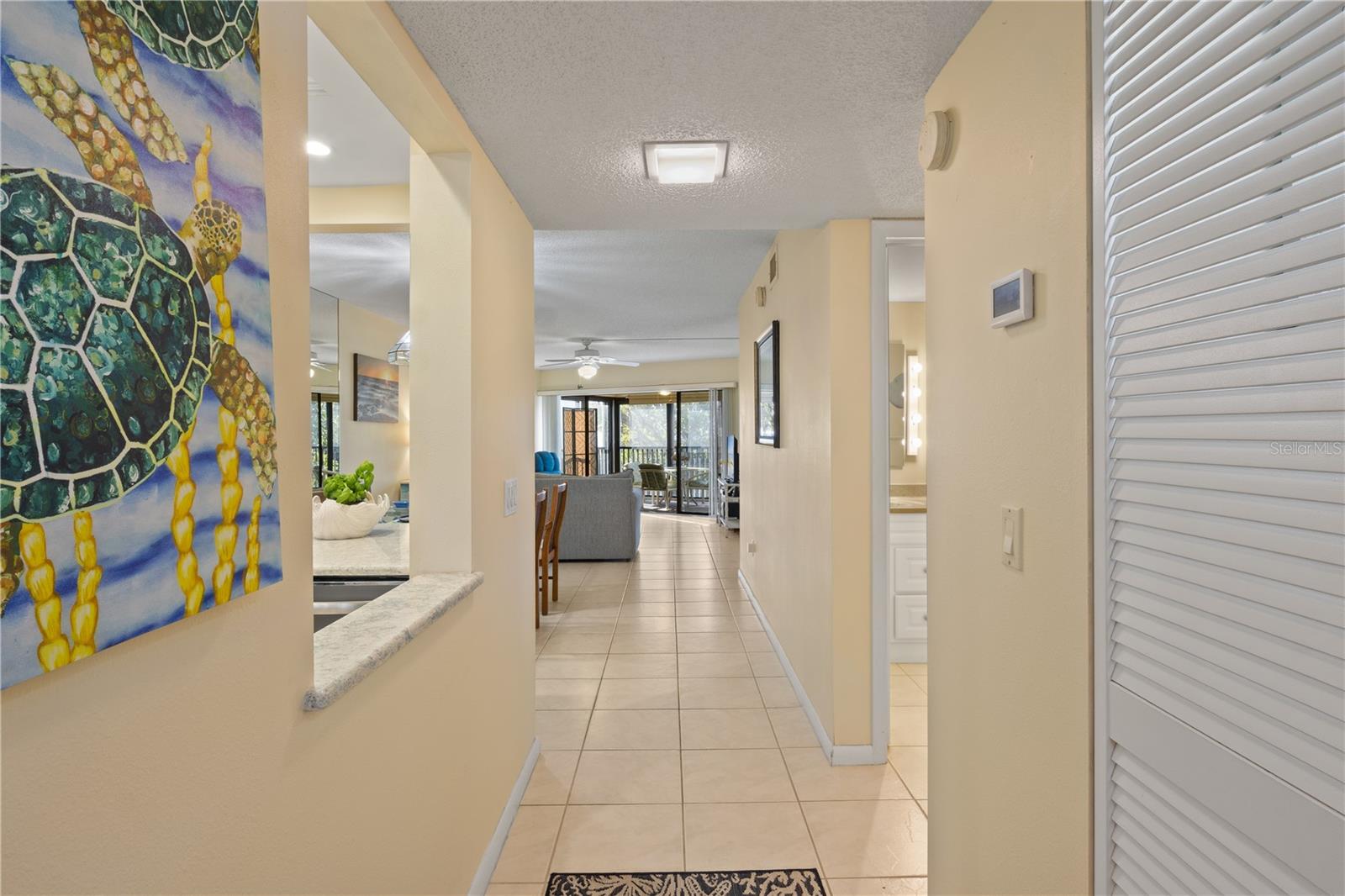 SUN PLAZA WEST - Residential