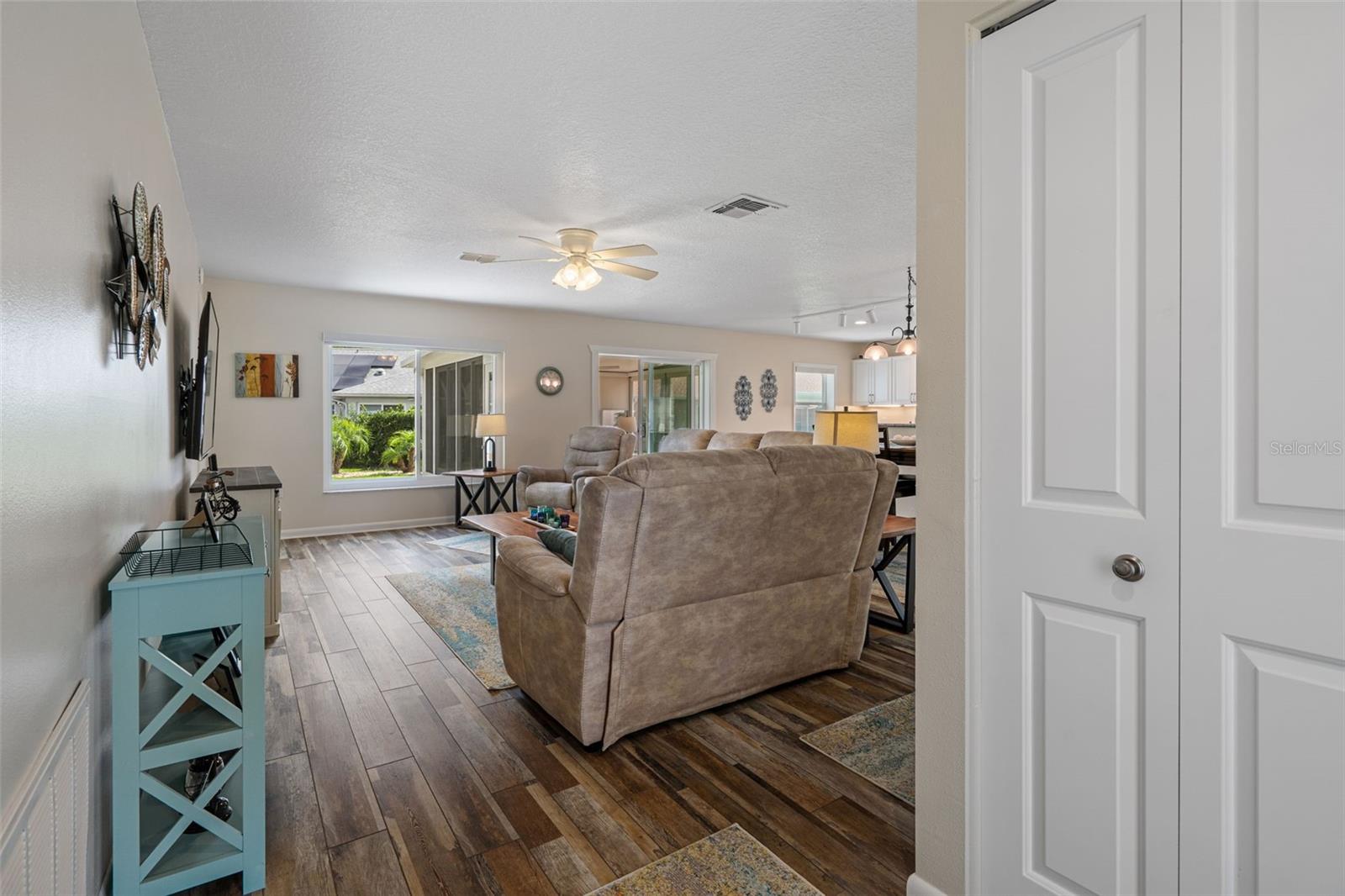 TIMBER PINES - Residential