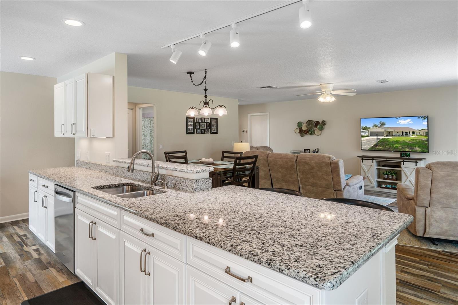 TIMBER PINES - Residential