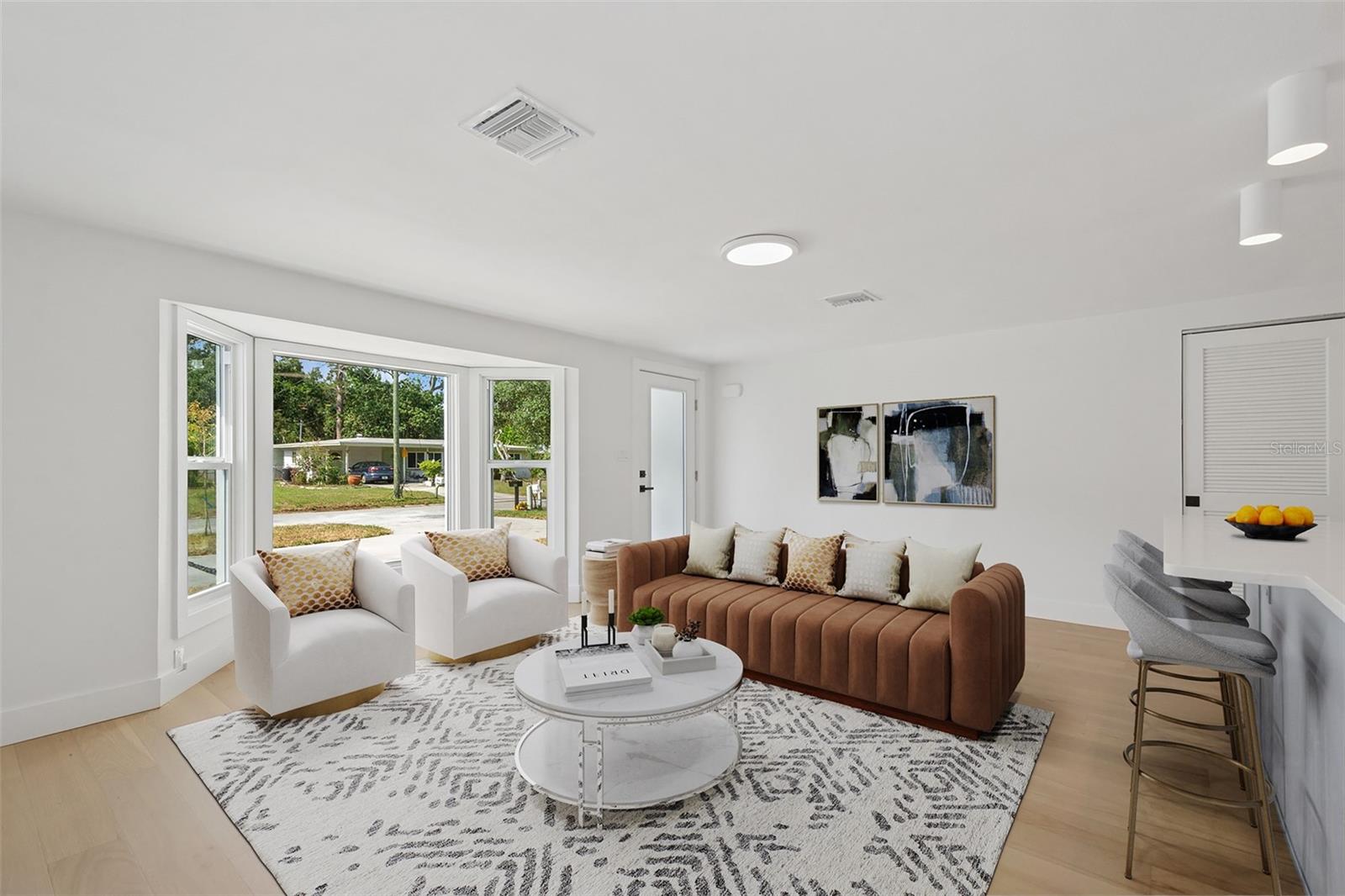 PINE LAWN - Residential