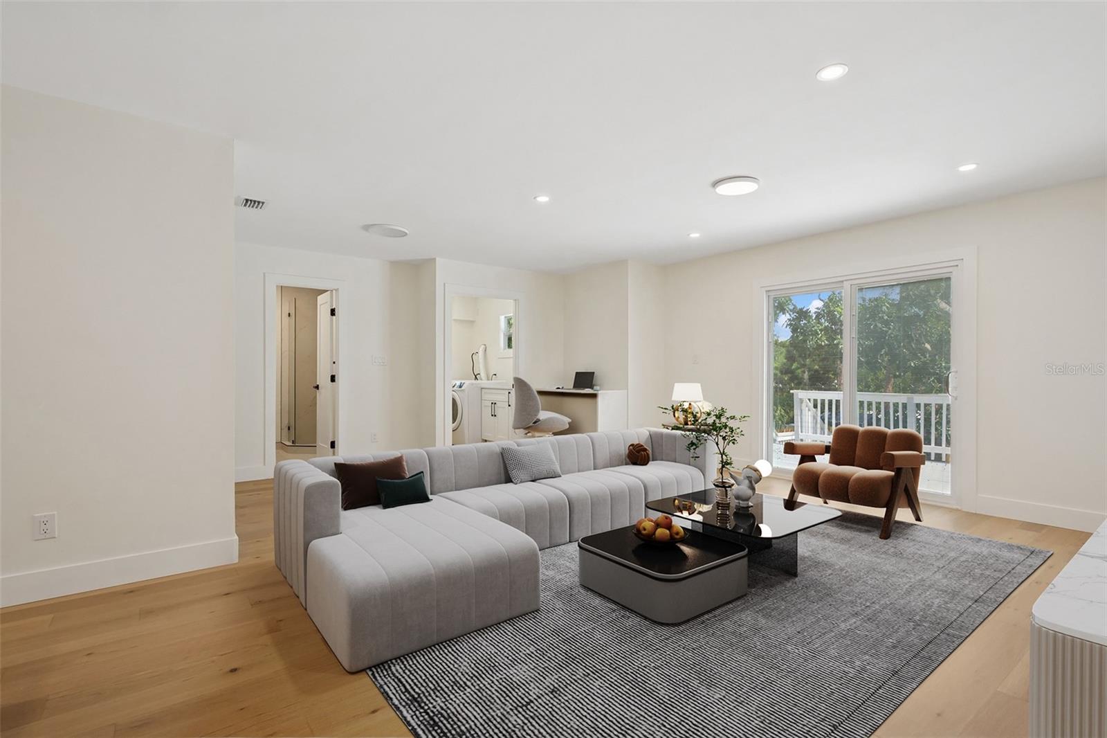 PINE LAWN - Residential