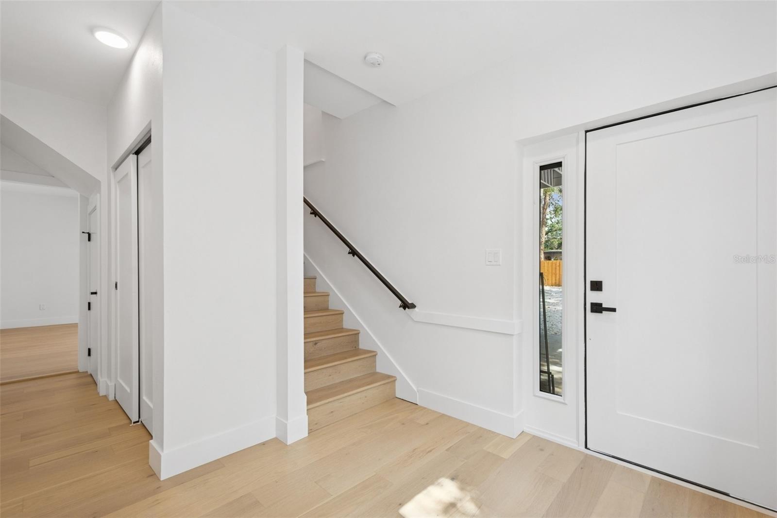 PINE LAWN - Residential