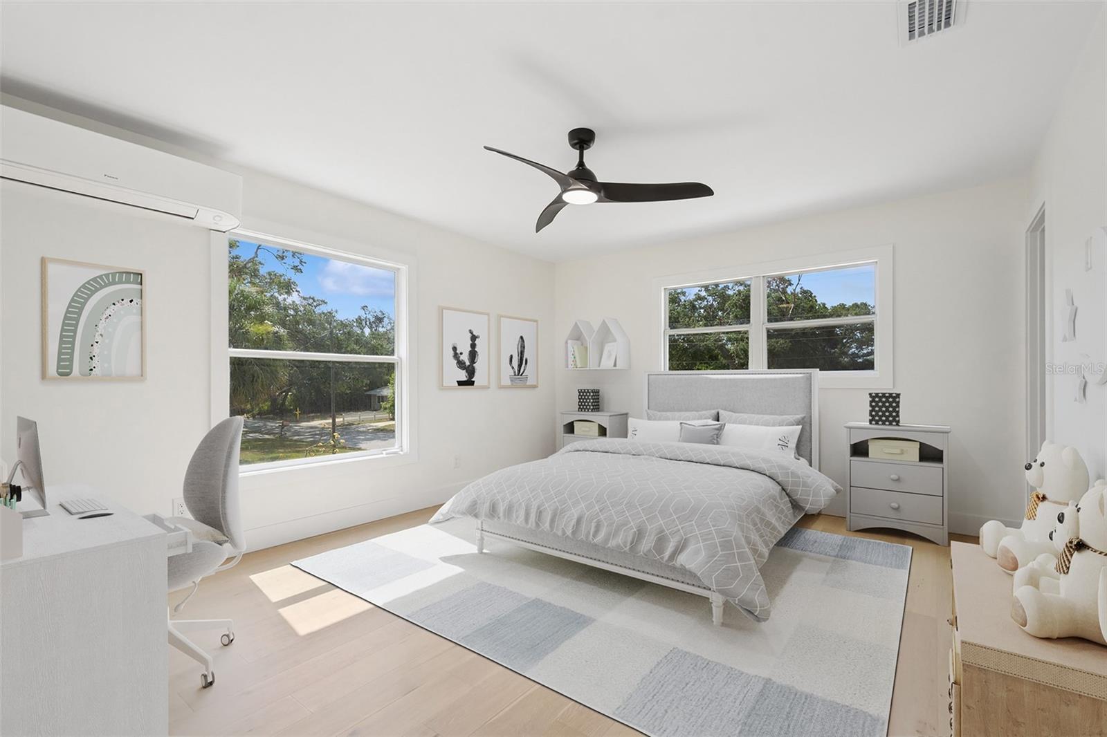 PINE LAWN - Residential