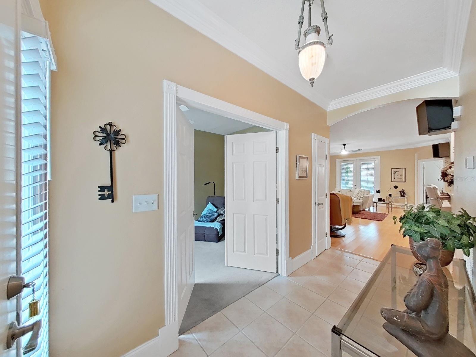 MEADOWOOD OAKS - Residential