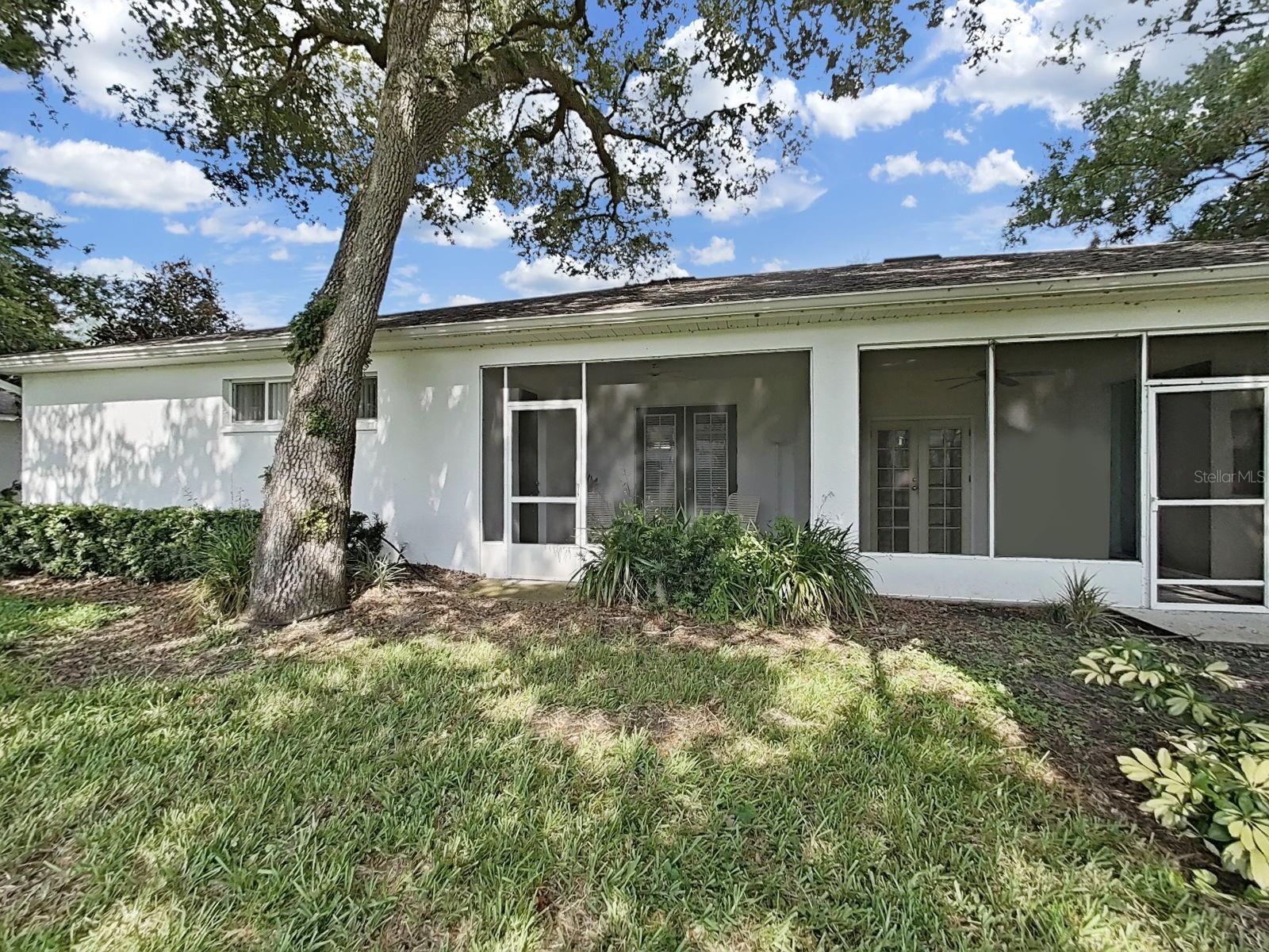 MEADOWOOD OAKS - Residential